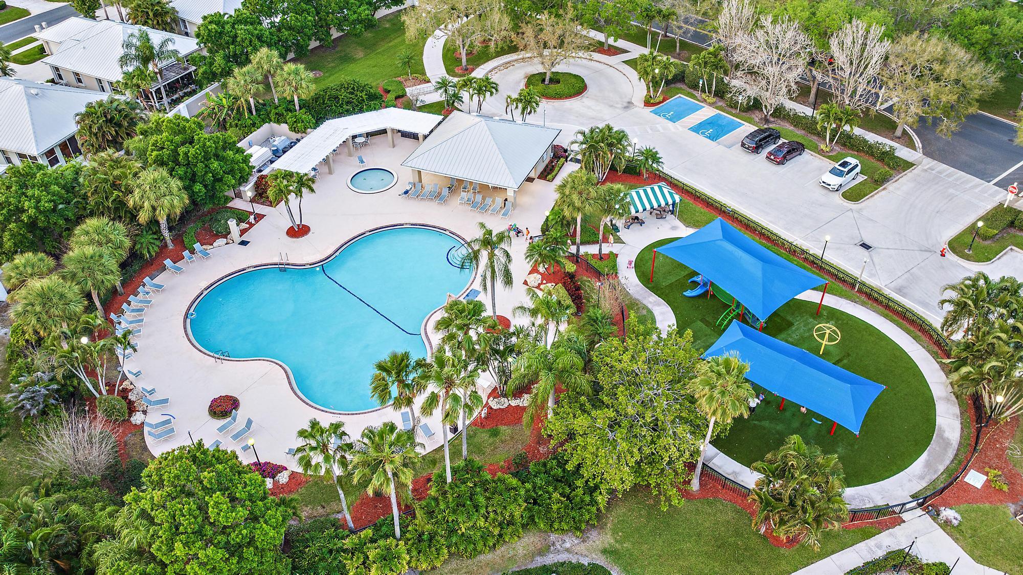 2821 SW Brighton Way