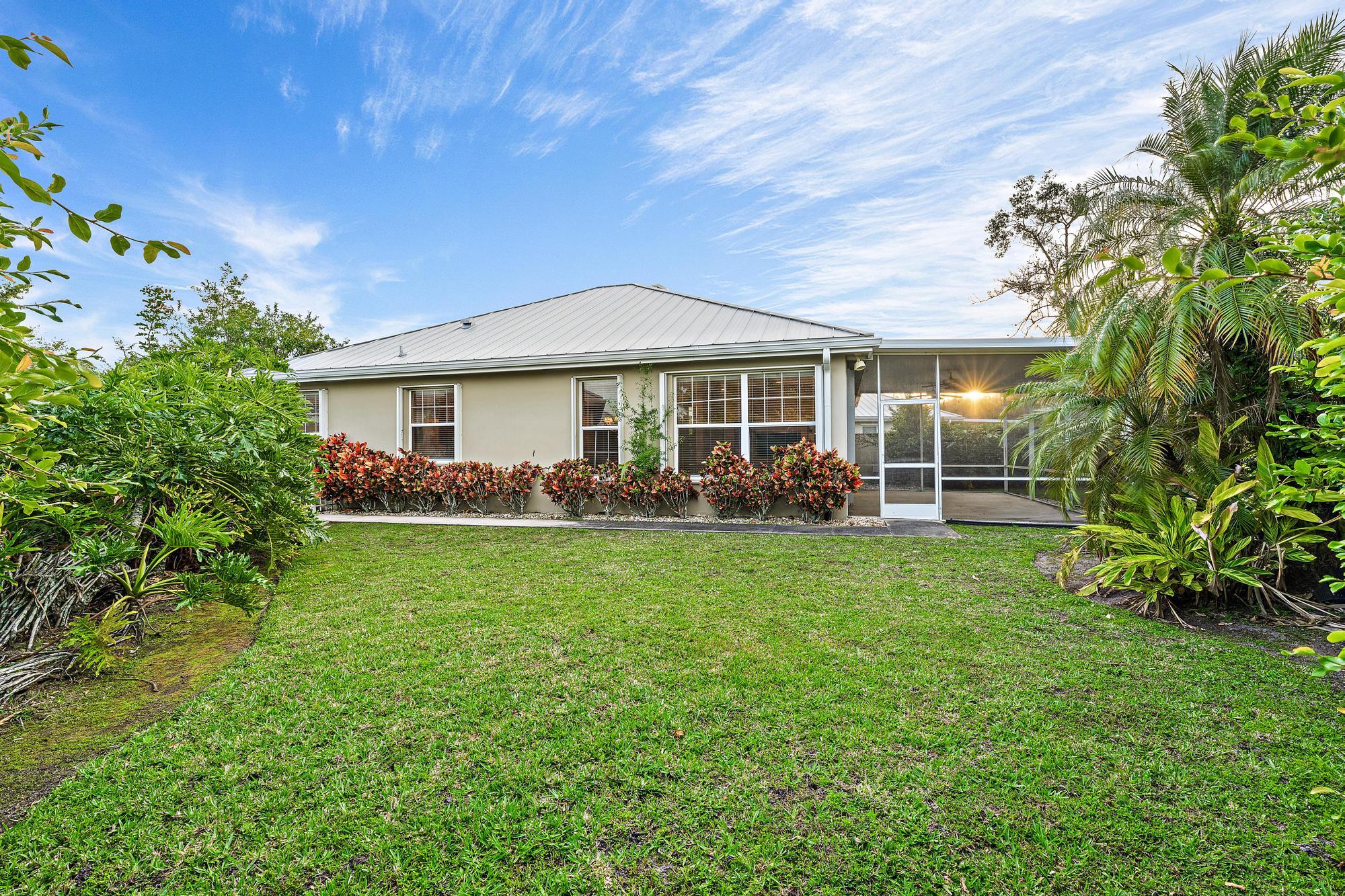 2821 SW Brighton Way