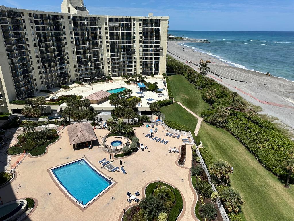 300 Ocean Trail Way 1202