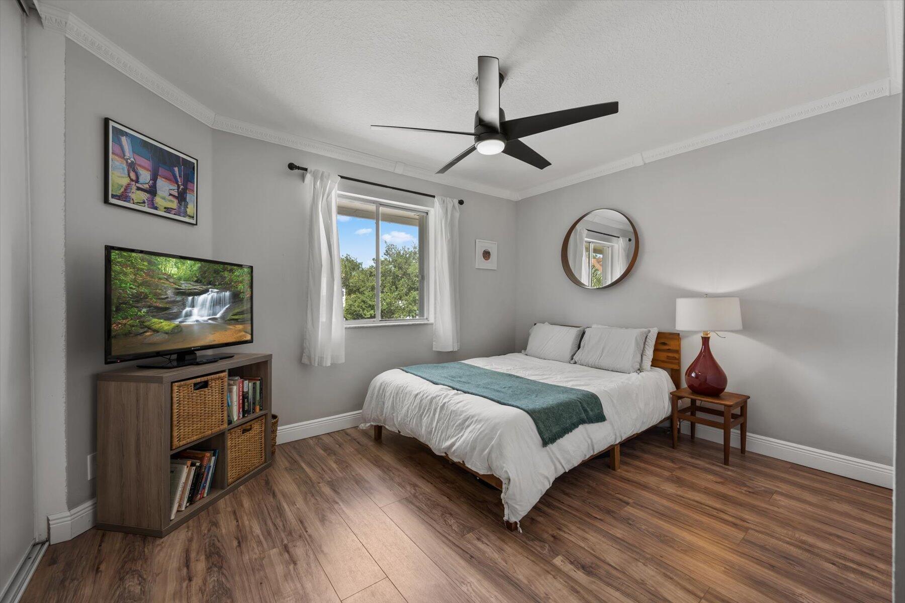 6158 Riverwalk Lane 6