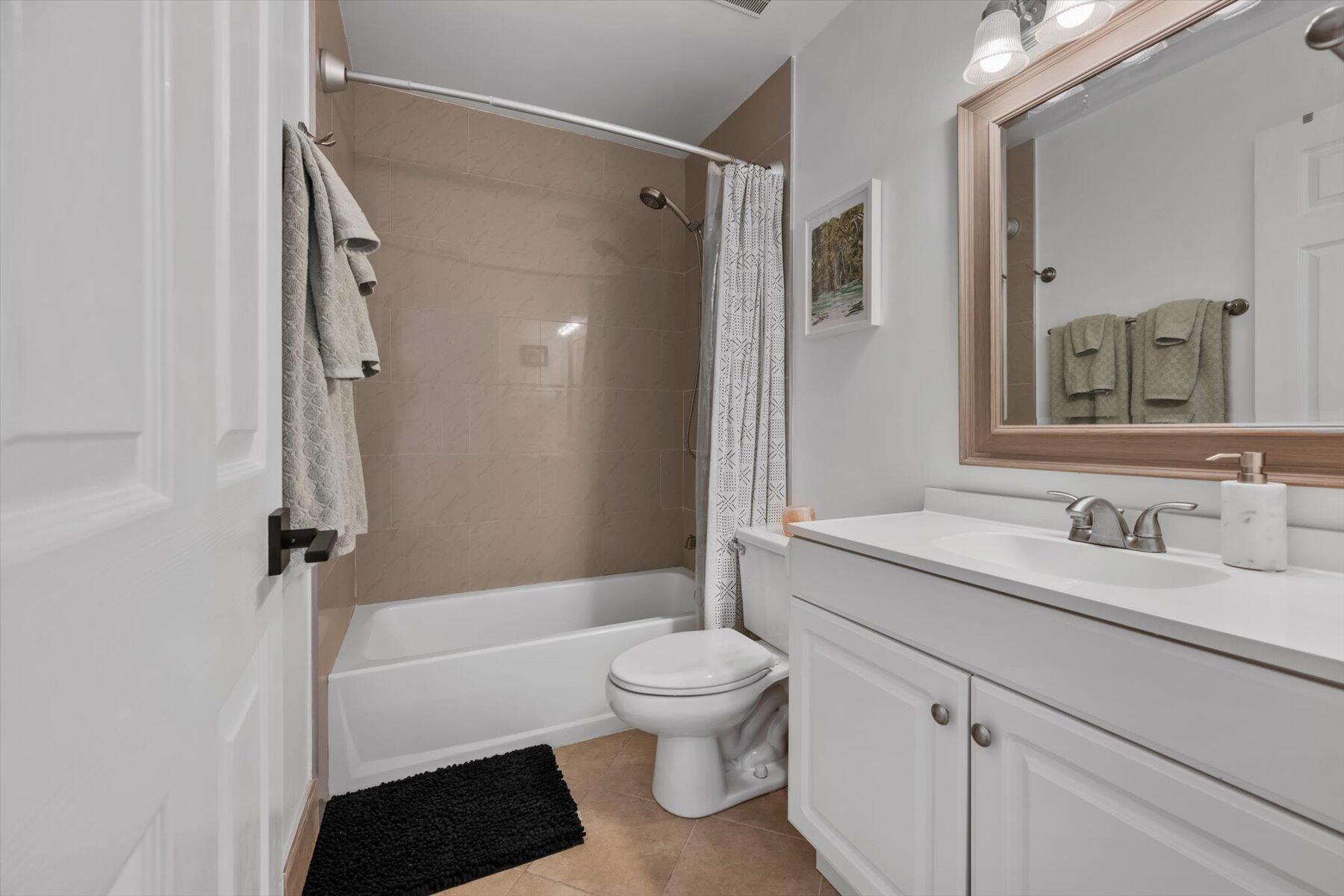 6158 Riverwalk Lane 6