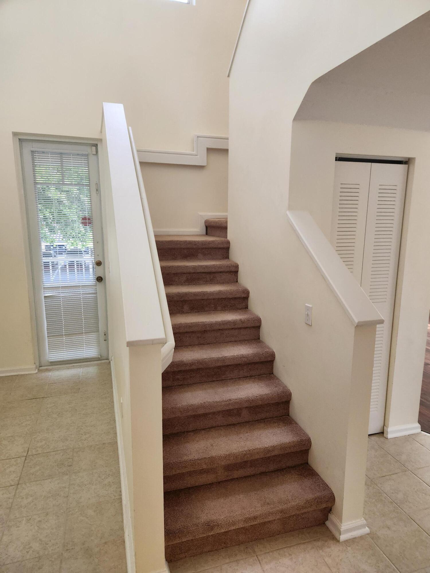 1054 University Boulevard 25