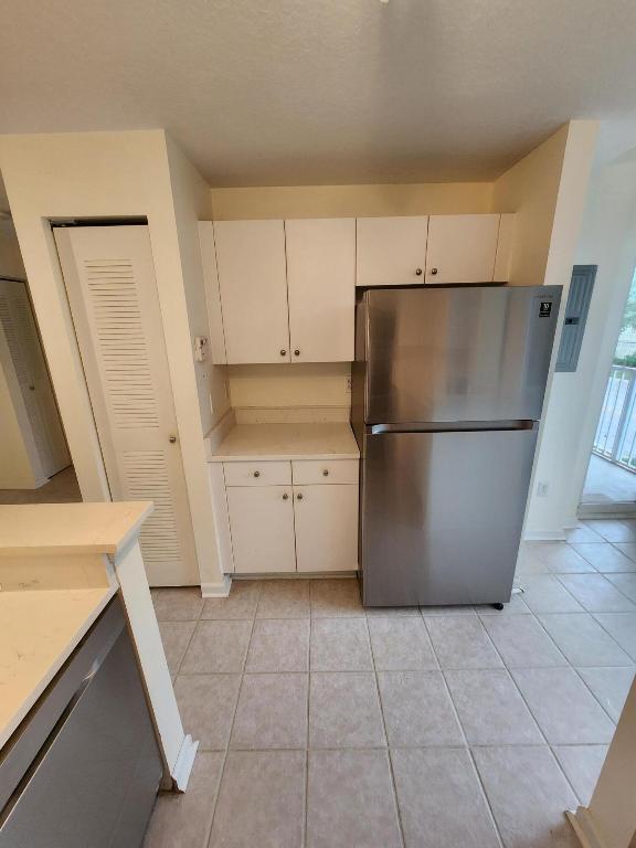 1054 University Boulevard 25