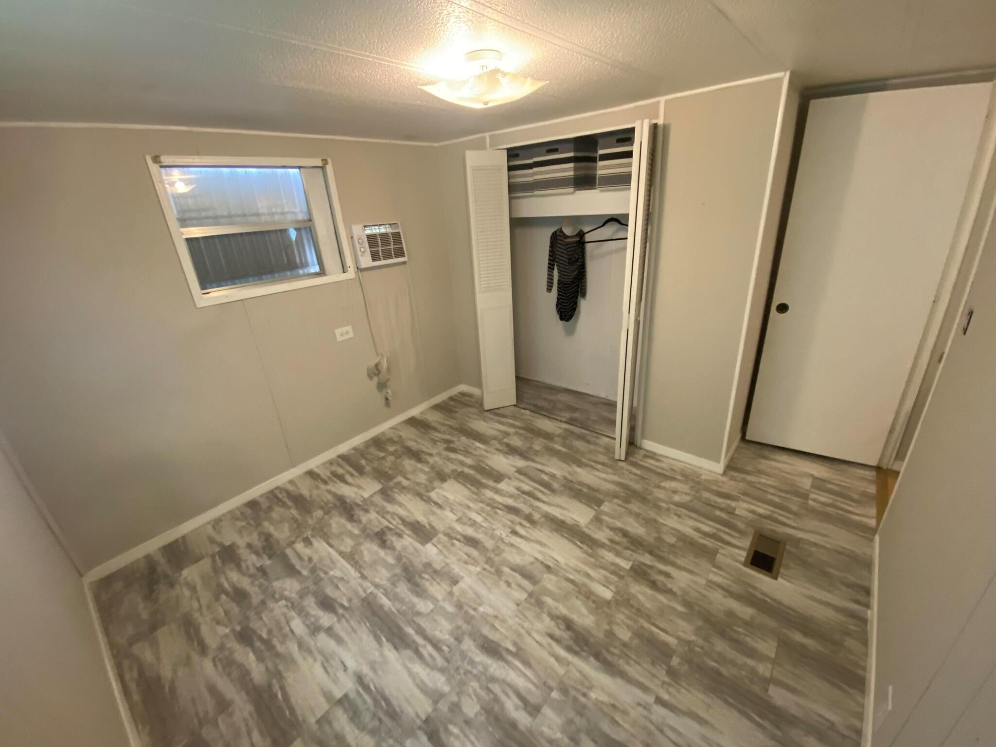 5400 SE Jack Ave Avenue K13