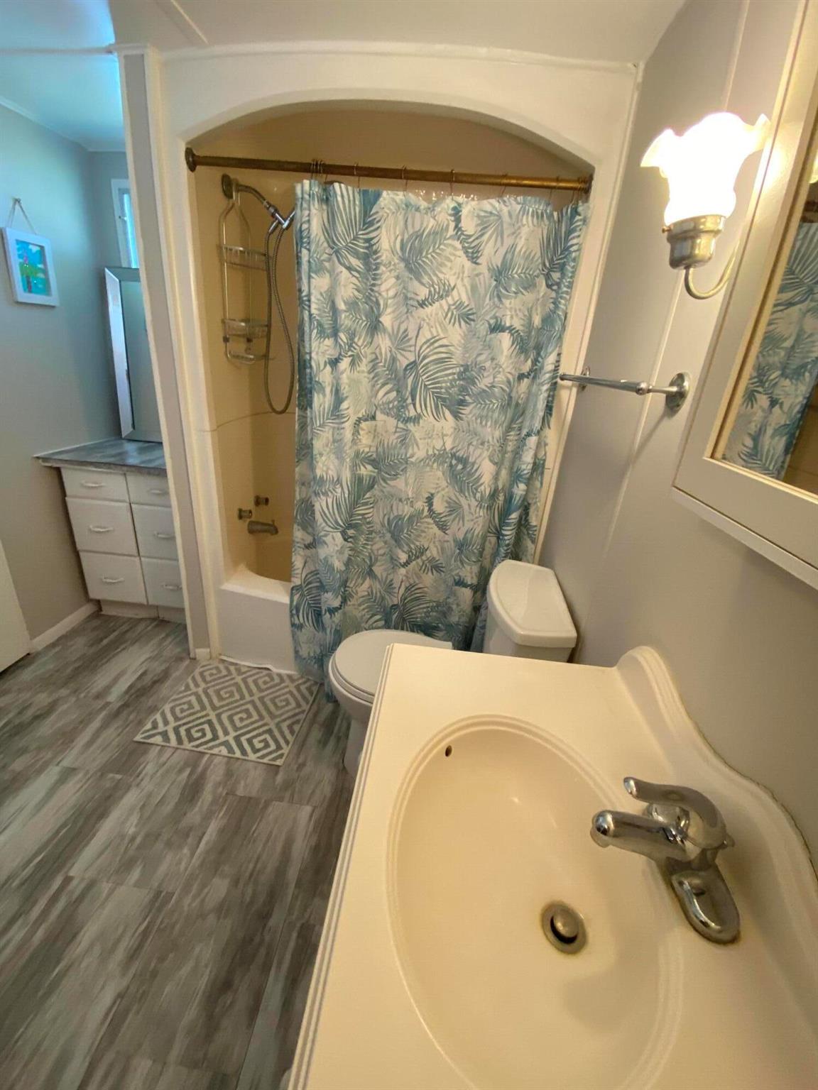 5400 SE Jack Ave Avenue K13