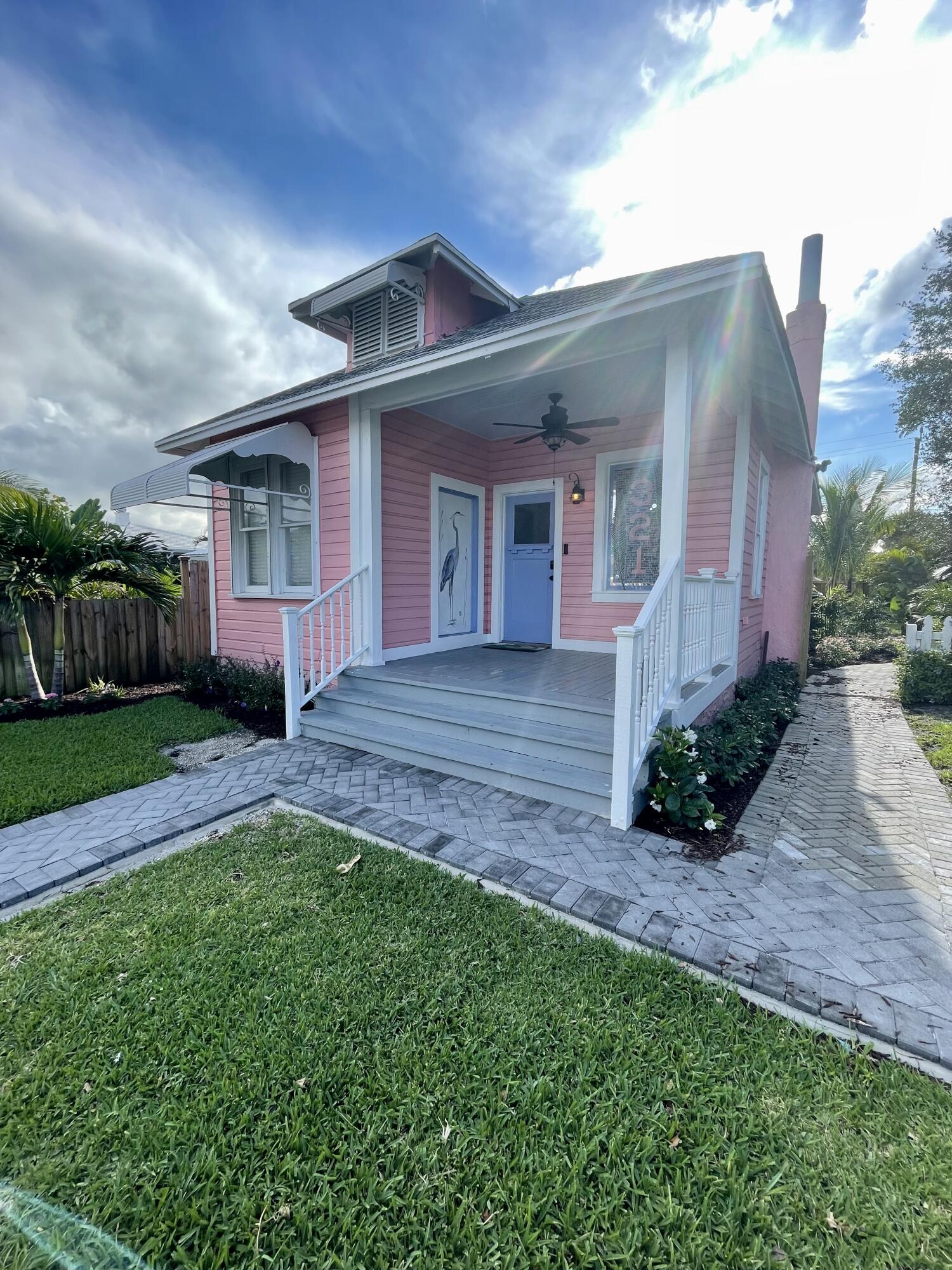 321 N L Street