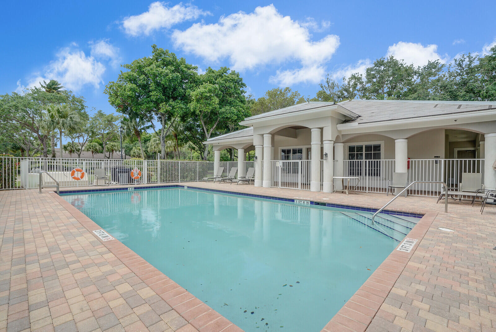 6351 Bella Circle 804