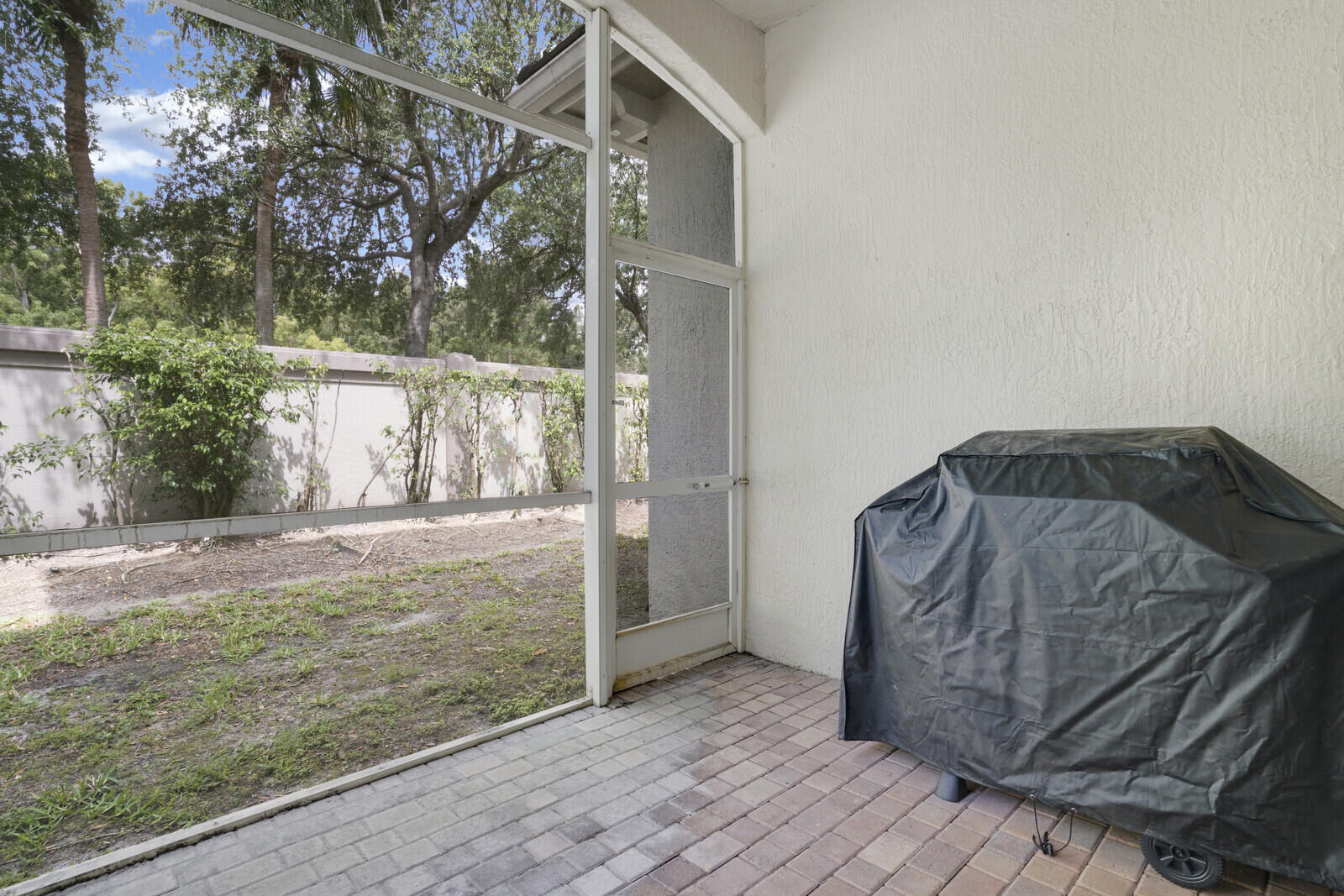 6351 Bella Circle 804