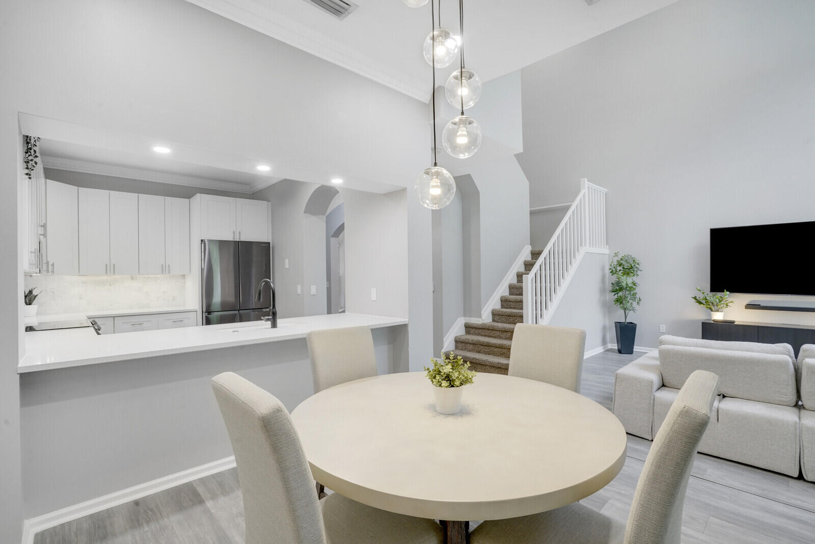 6351 Bella Circle 804