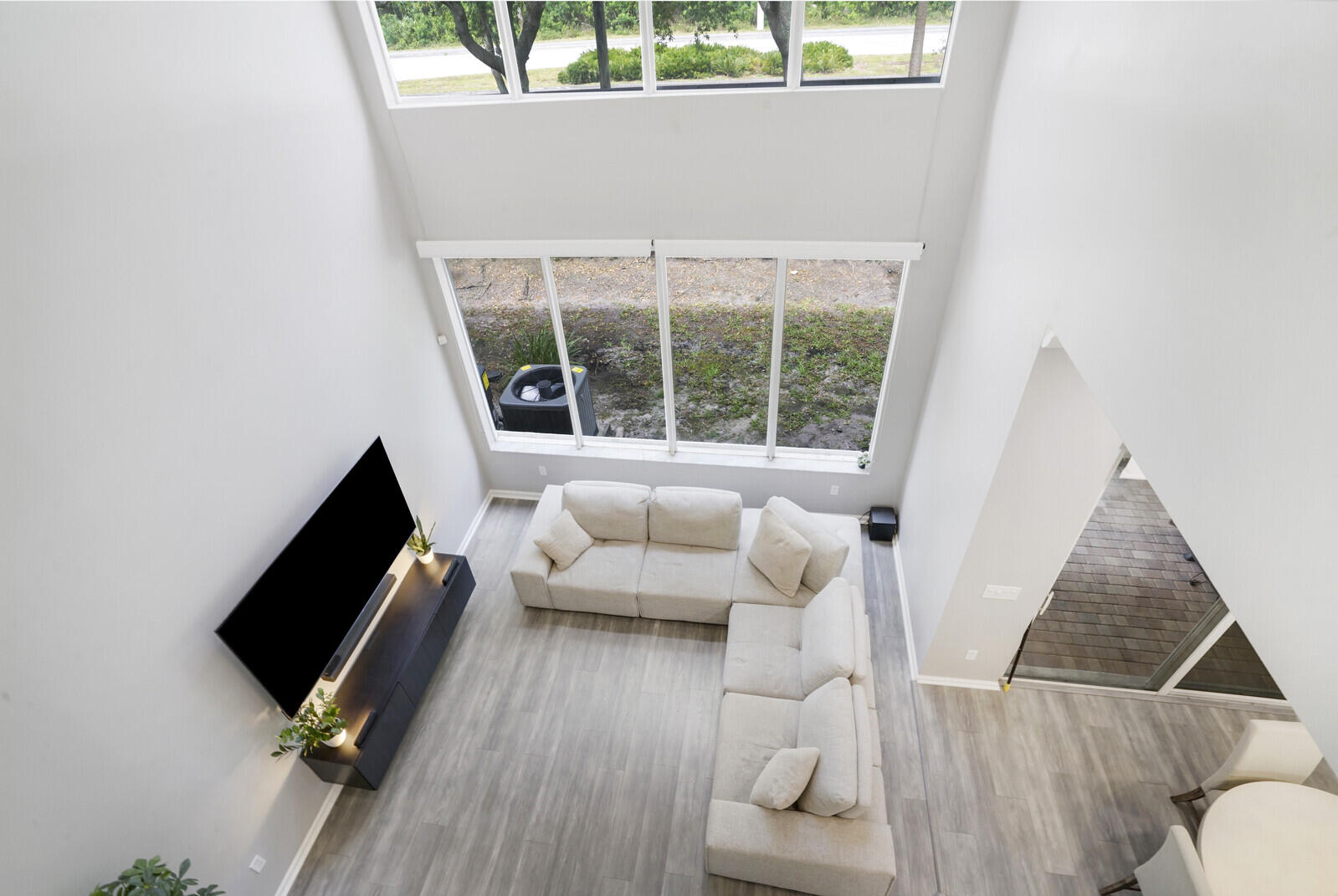 6351 Bella Circle 804