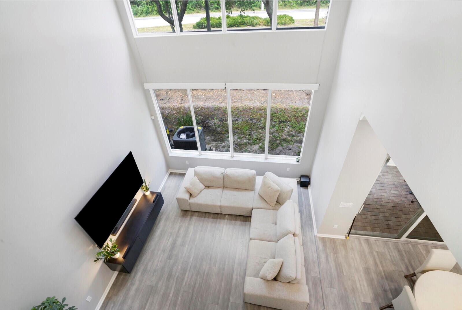 6351 Bella Circle 804