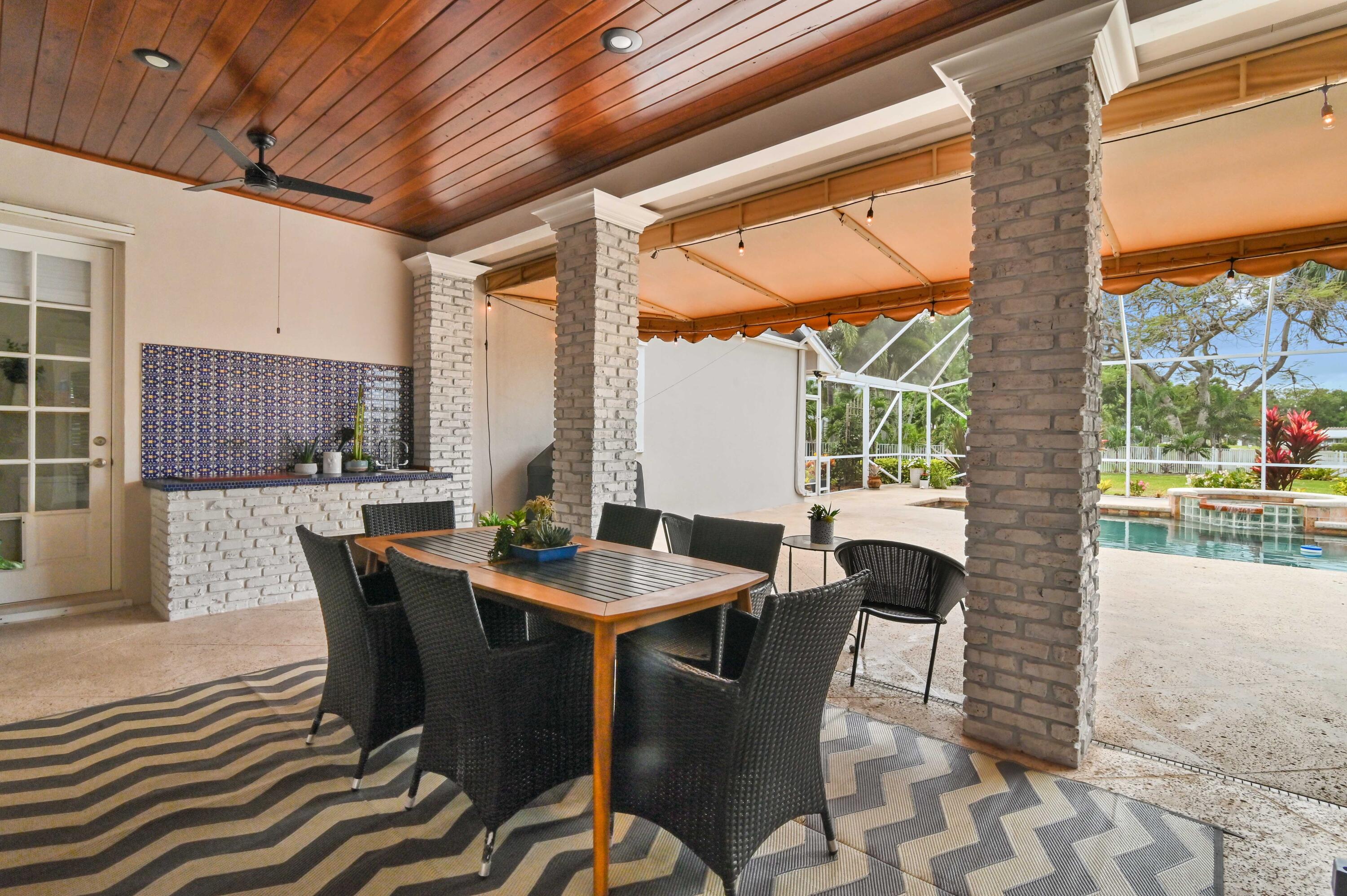 18263 River Oaks Drive