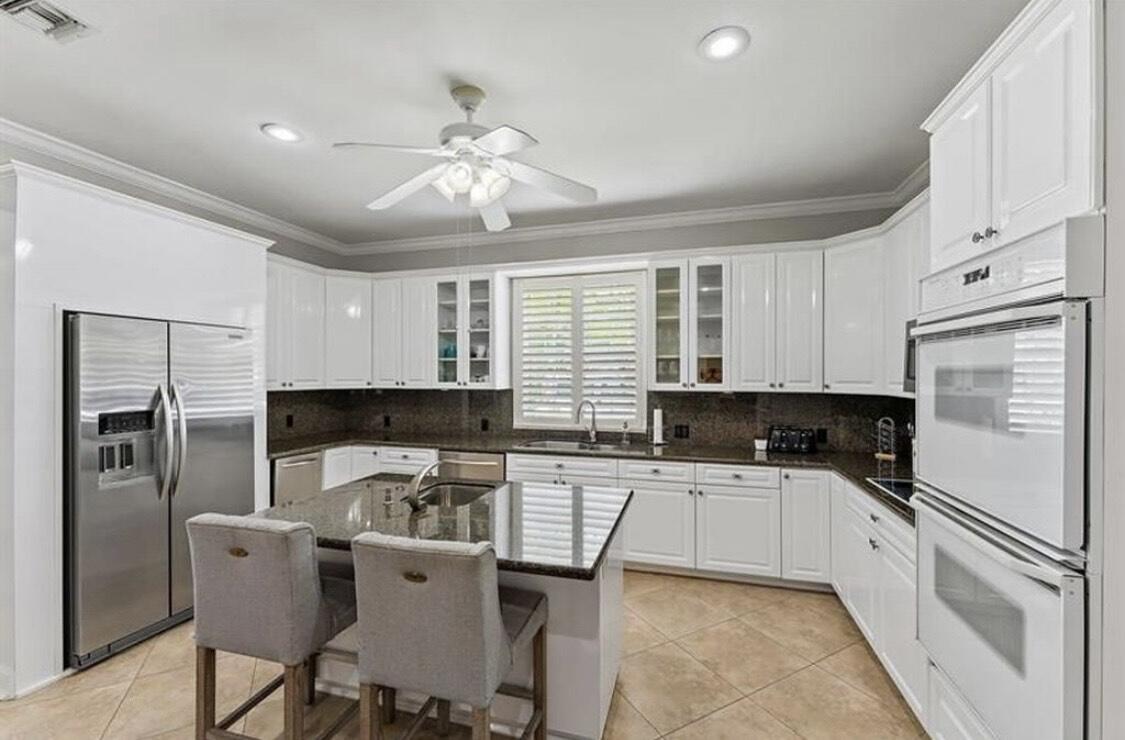 18263 River Oaks Drive