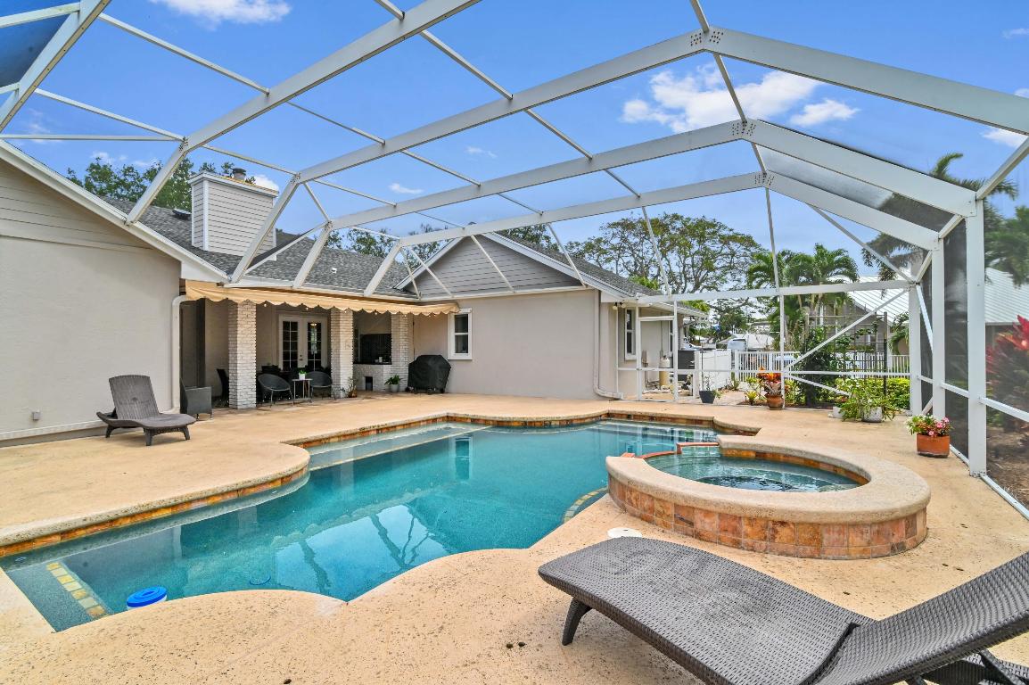 18263 River Oaks Drive