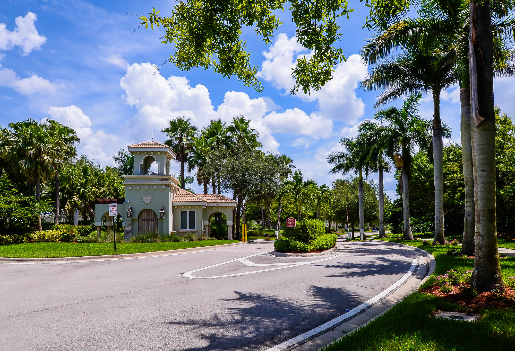 1327 NW Leonardo Circle