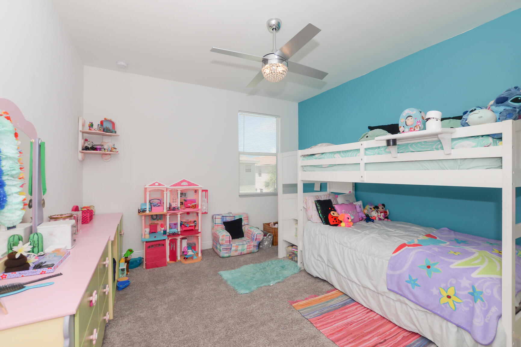 1327 NW Leonardo Circle