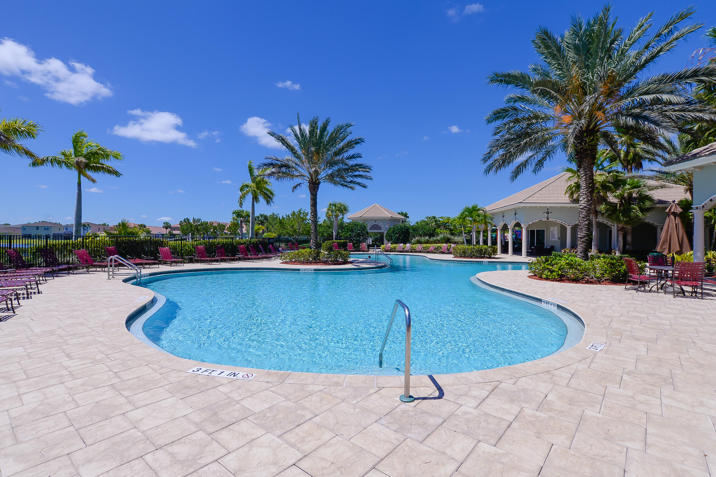 1327 NW Leonardo Circle