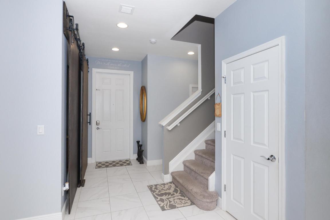 1327 NW Leonardo Circle