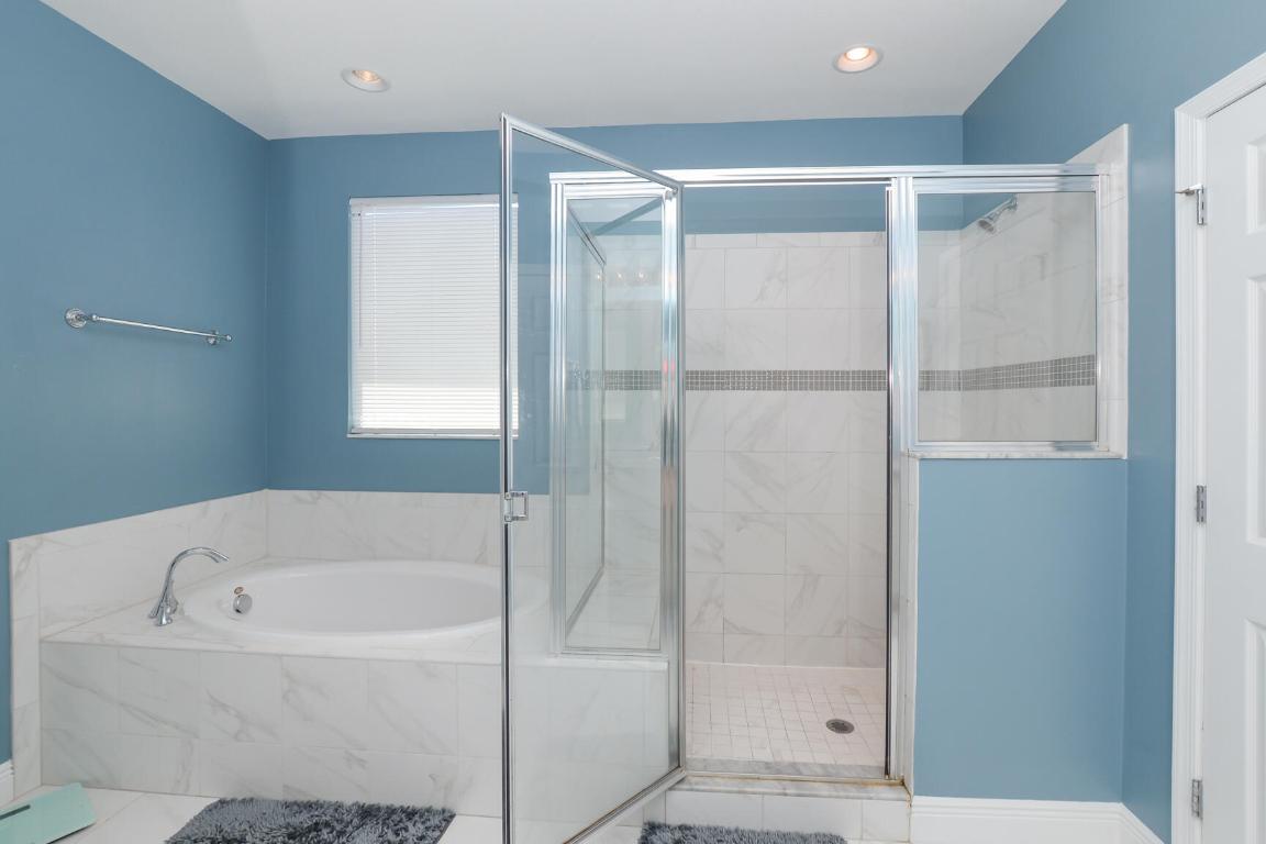 1327 NW Leonardo Circle