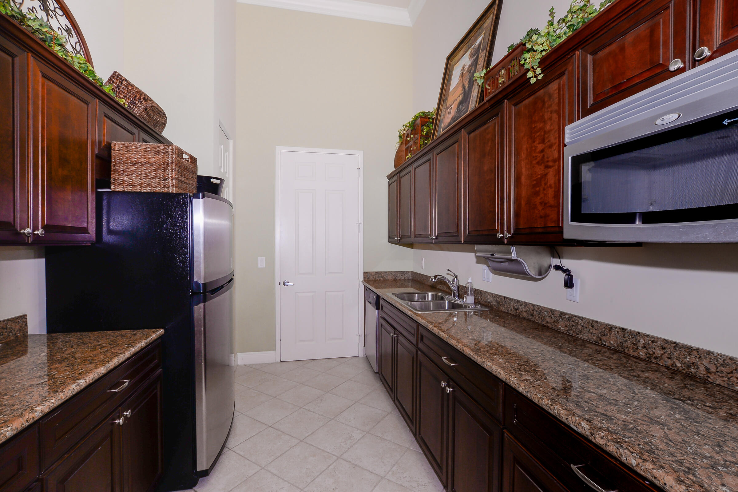 1327 NW Leonardo Circle