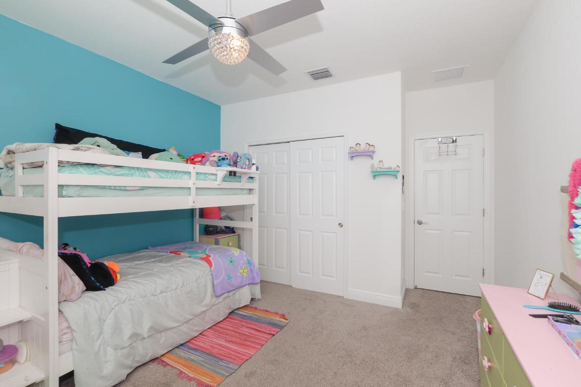 1327 NW Leonardo Circle