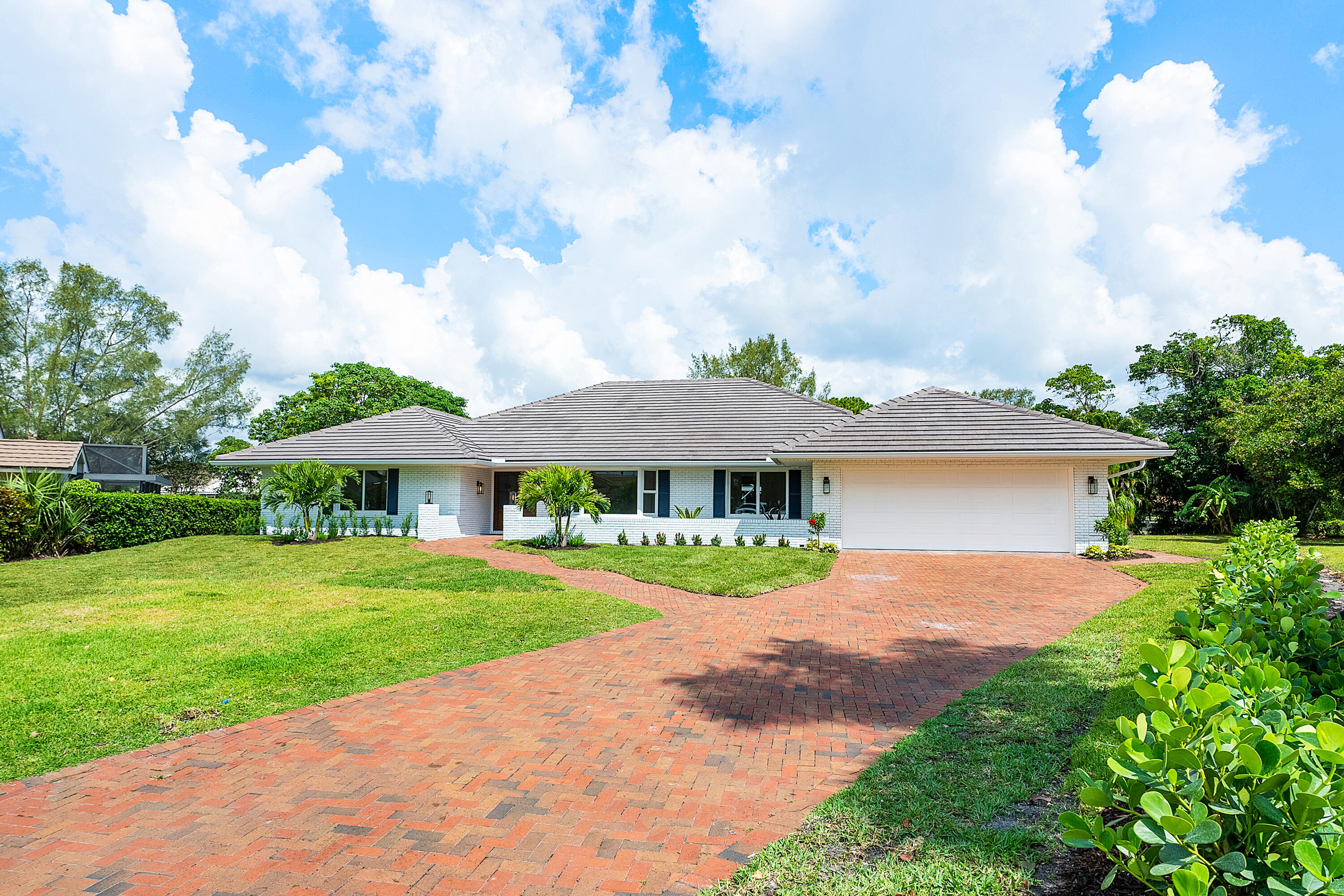 16 Marlwood Lane