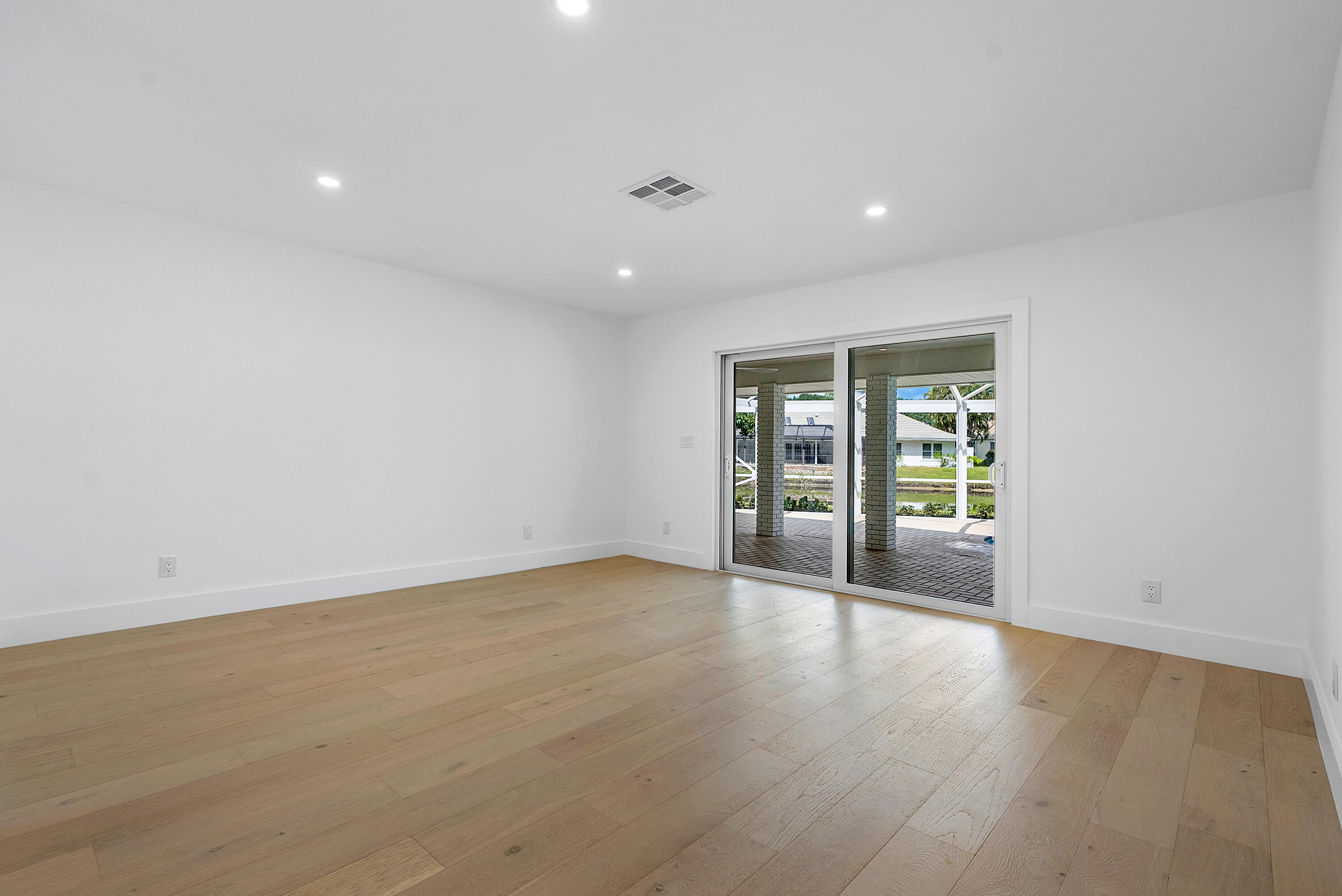 16 Marlwood Lane