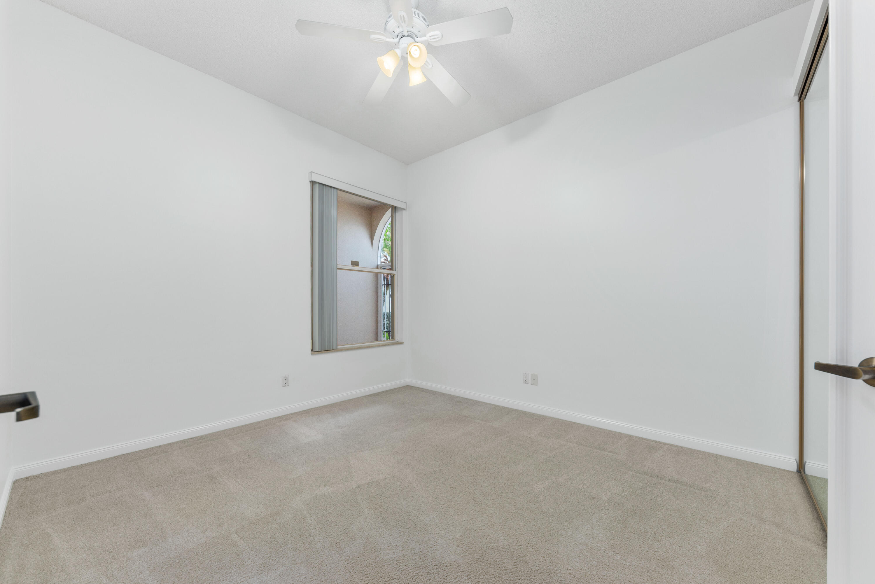 2544 SW Greenwich Way