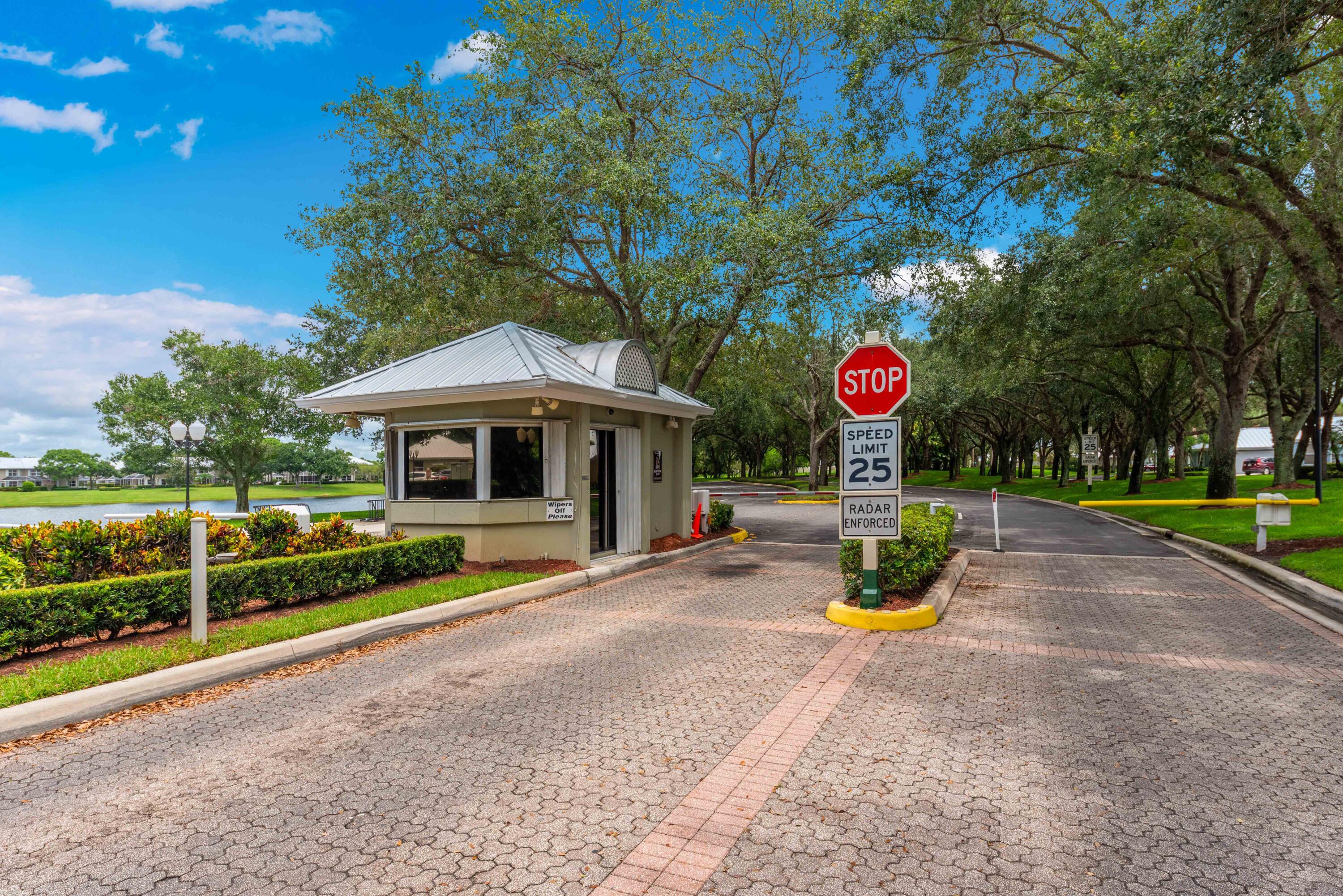 2544 SW Greenwich Way