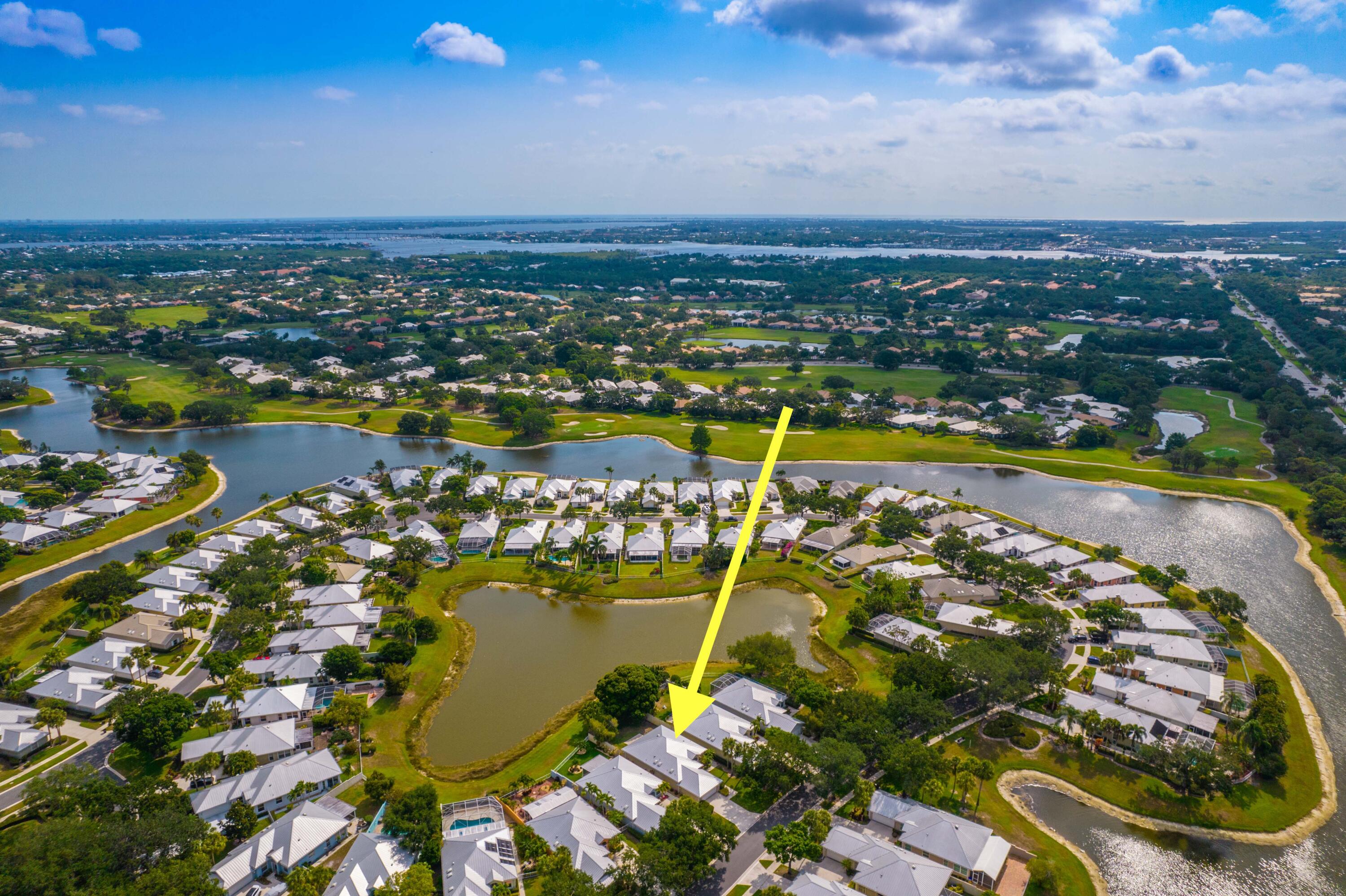 2544 SW Greenwich Way