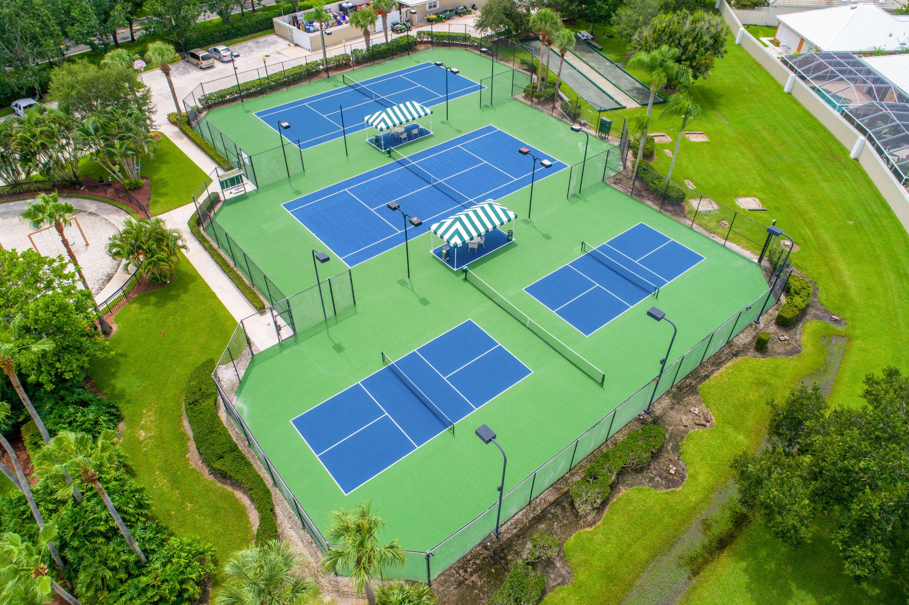 2544 SW Greenwich Way