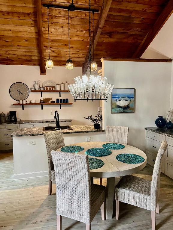 1605 S Us Highway 1 1h