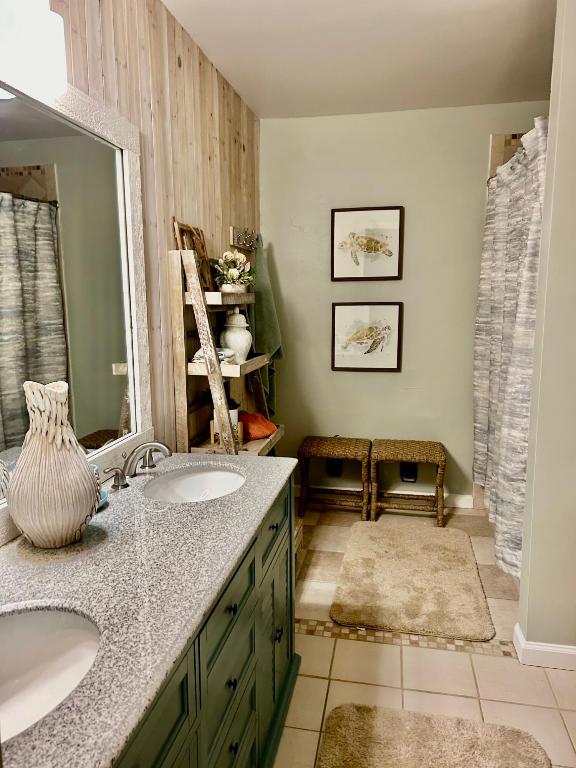 1605 S Us Highway 1 1h