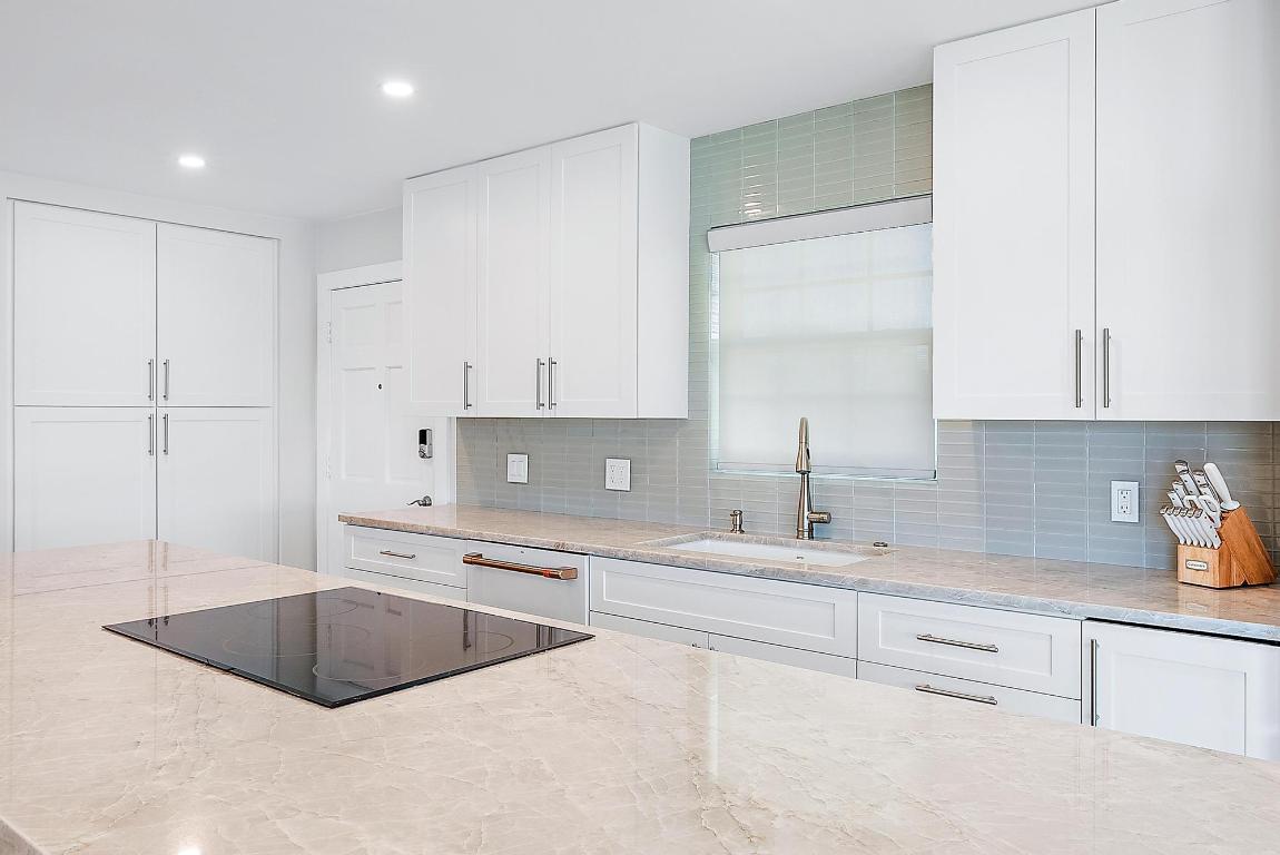 100 Waterway Road 207e