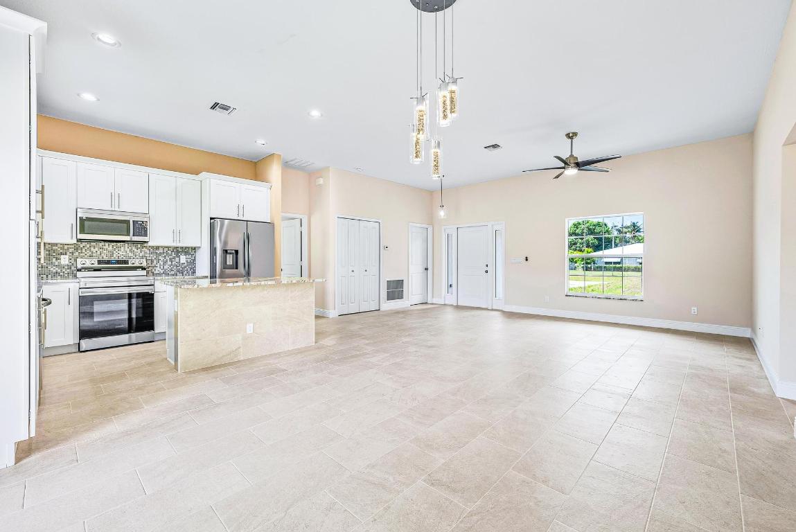 7002 Brookline Avenue