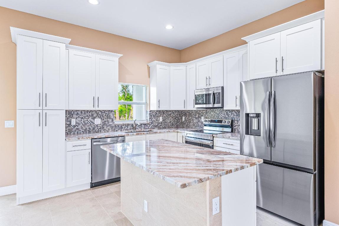 7002 Brookline Avenue