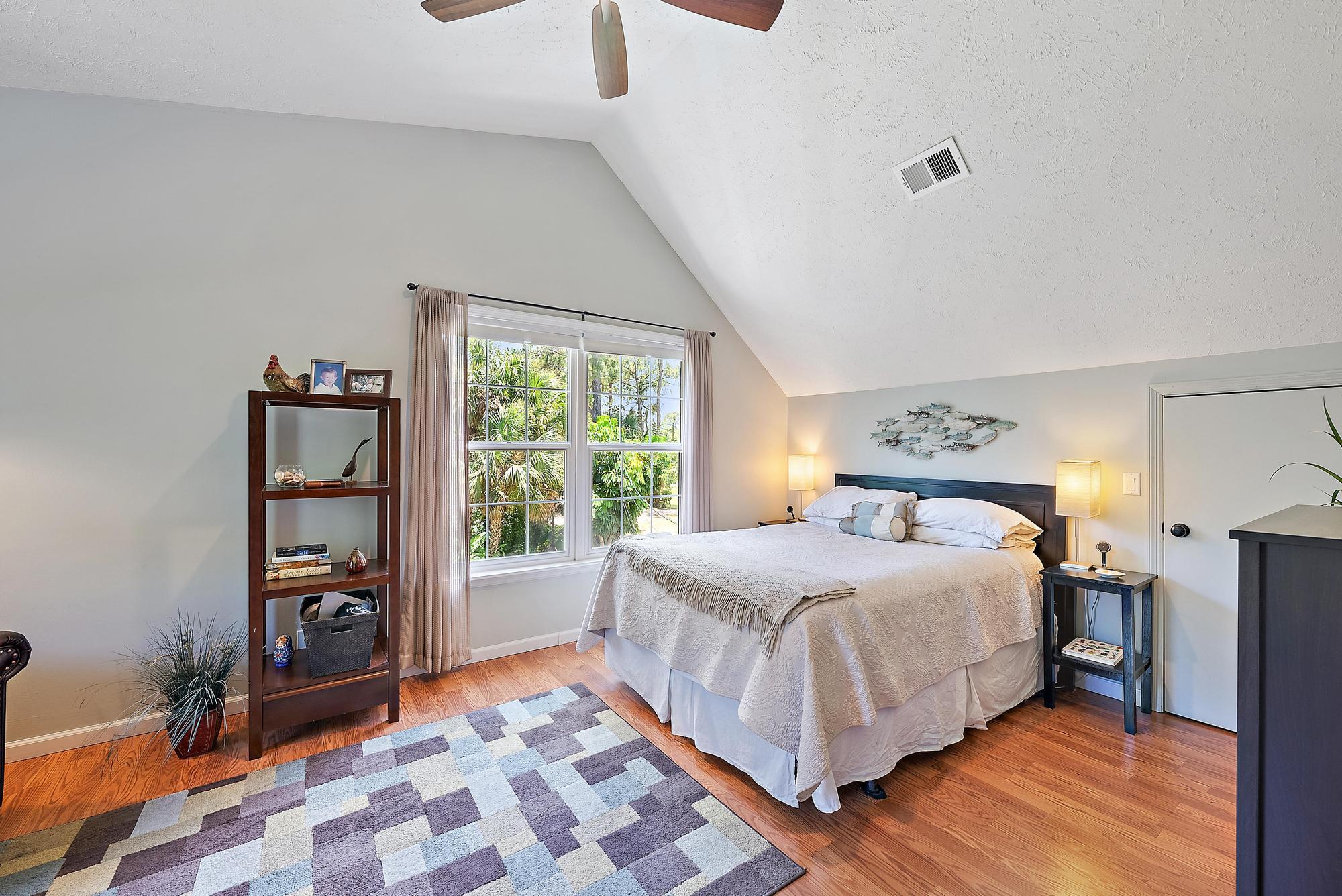 15244 96th Street N