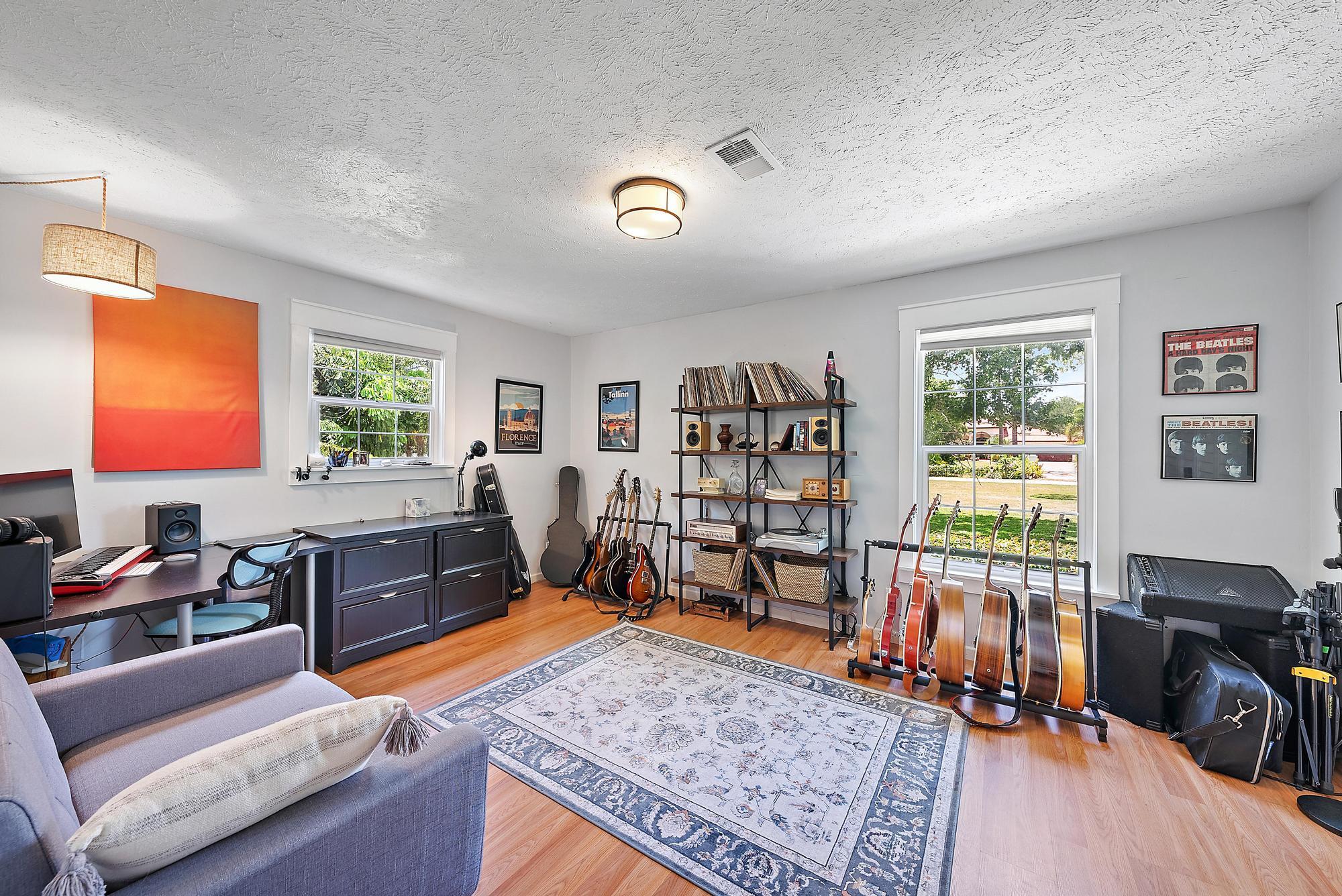 15244 96th Street N