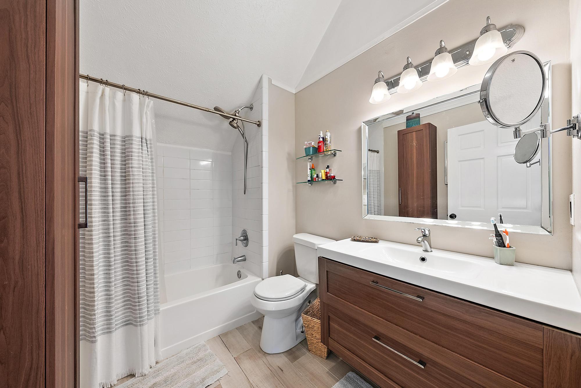 15244 96th Street N