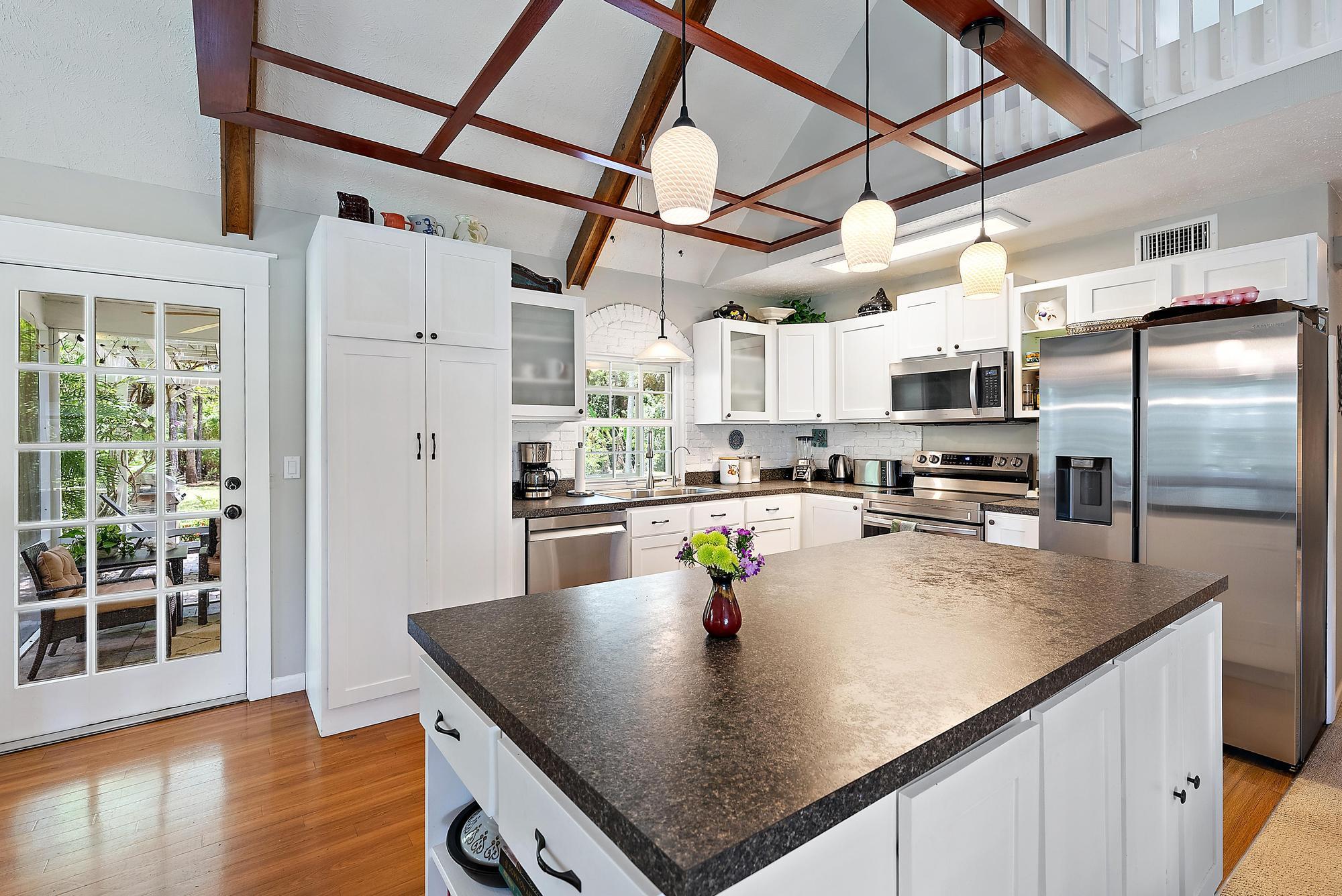 15244 96th Street N