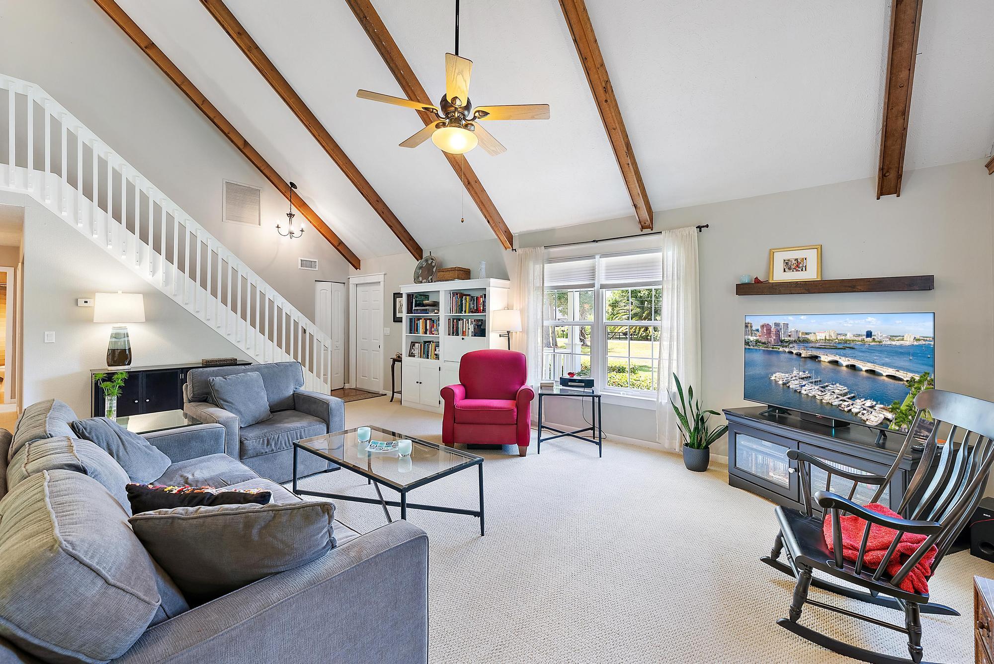 15244 96th Street N