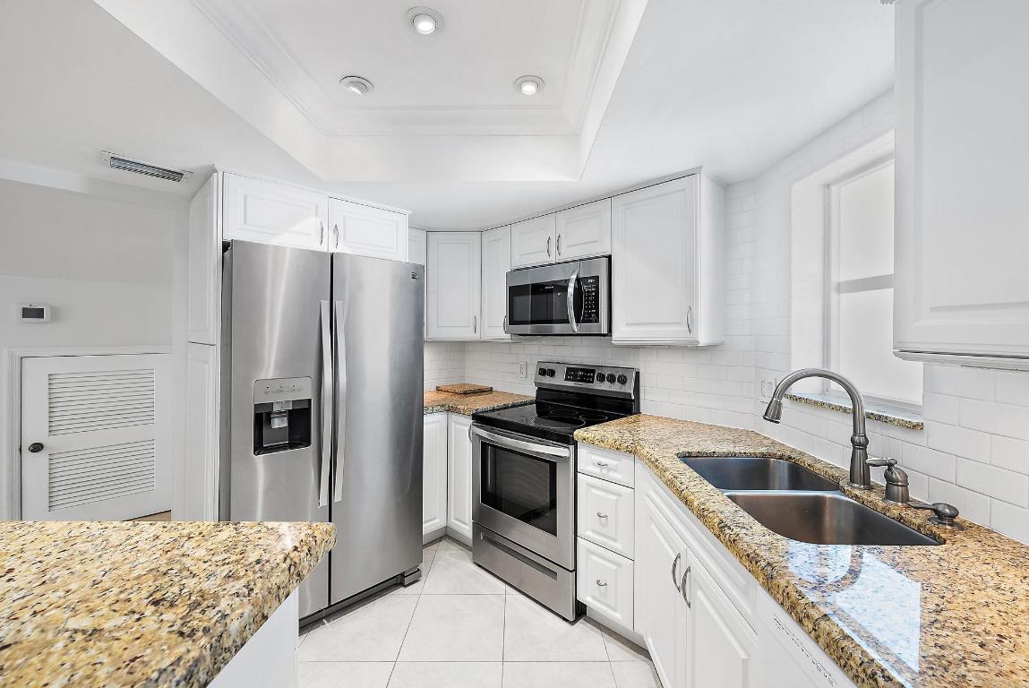 154 Seabreeze Circle