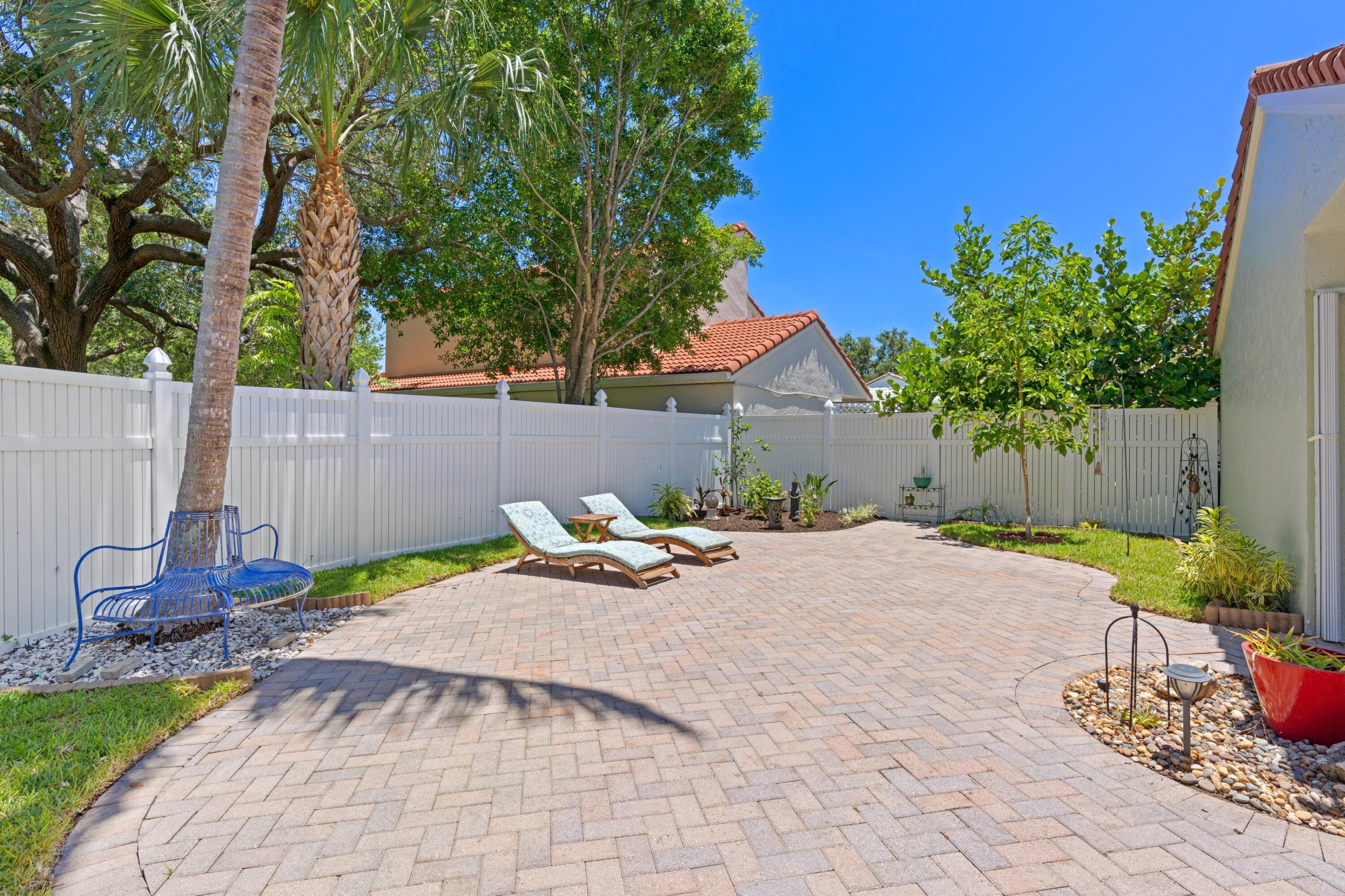10152 Aspen Way