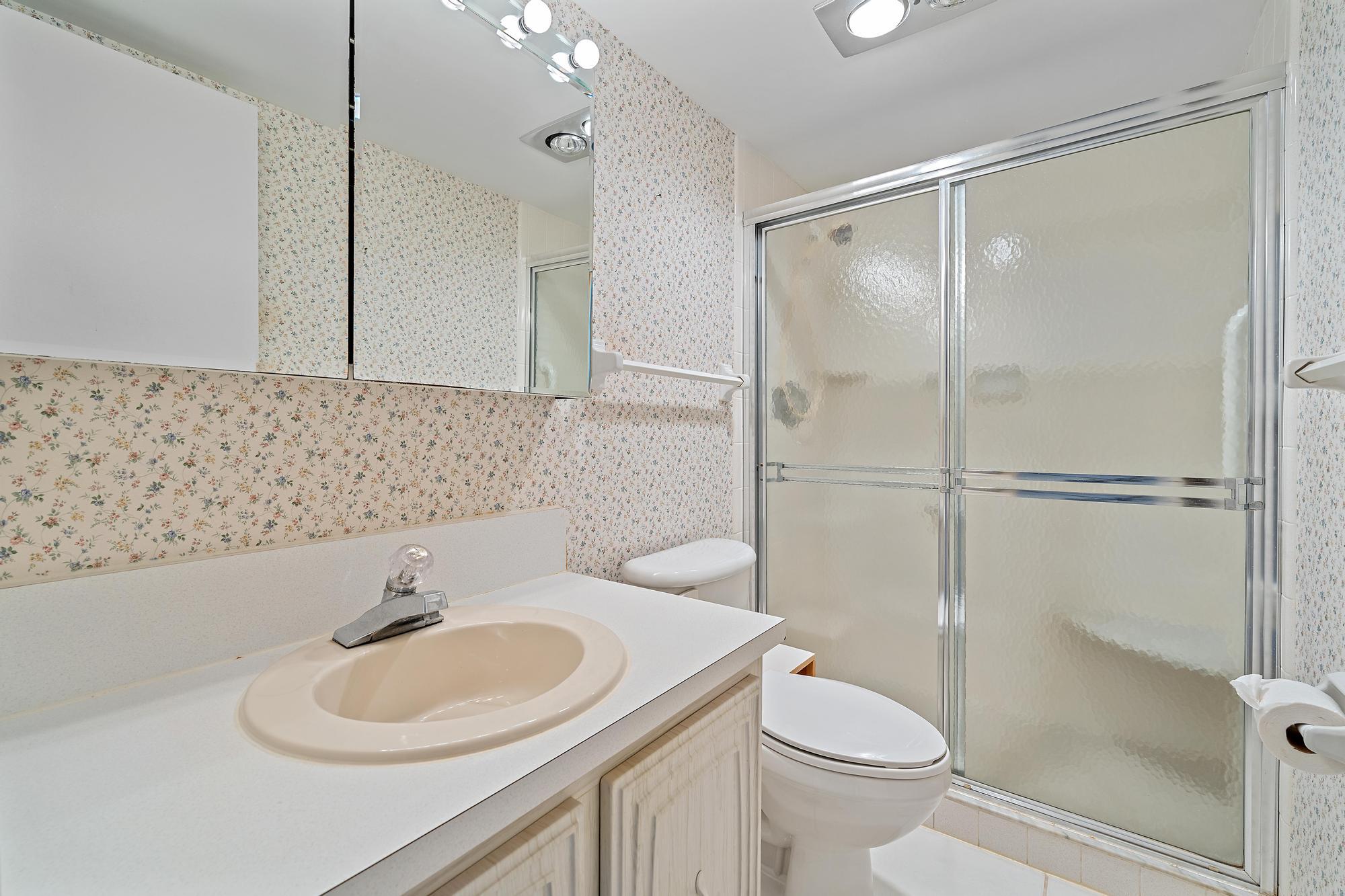 6 Garden Street 106p