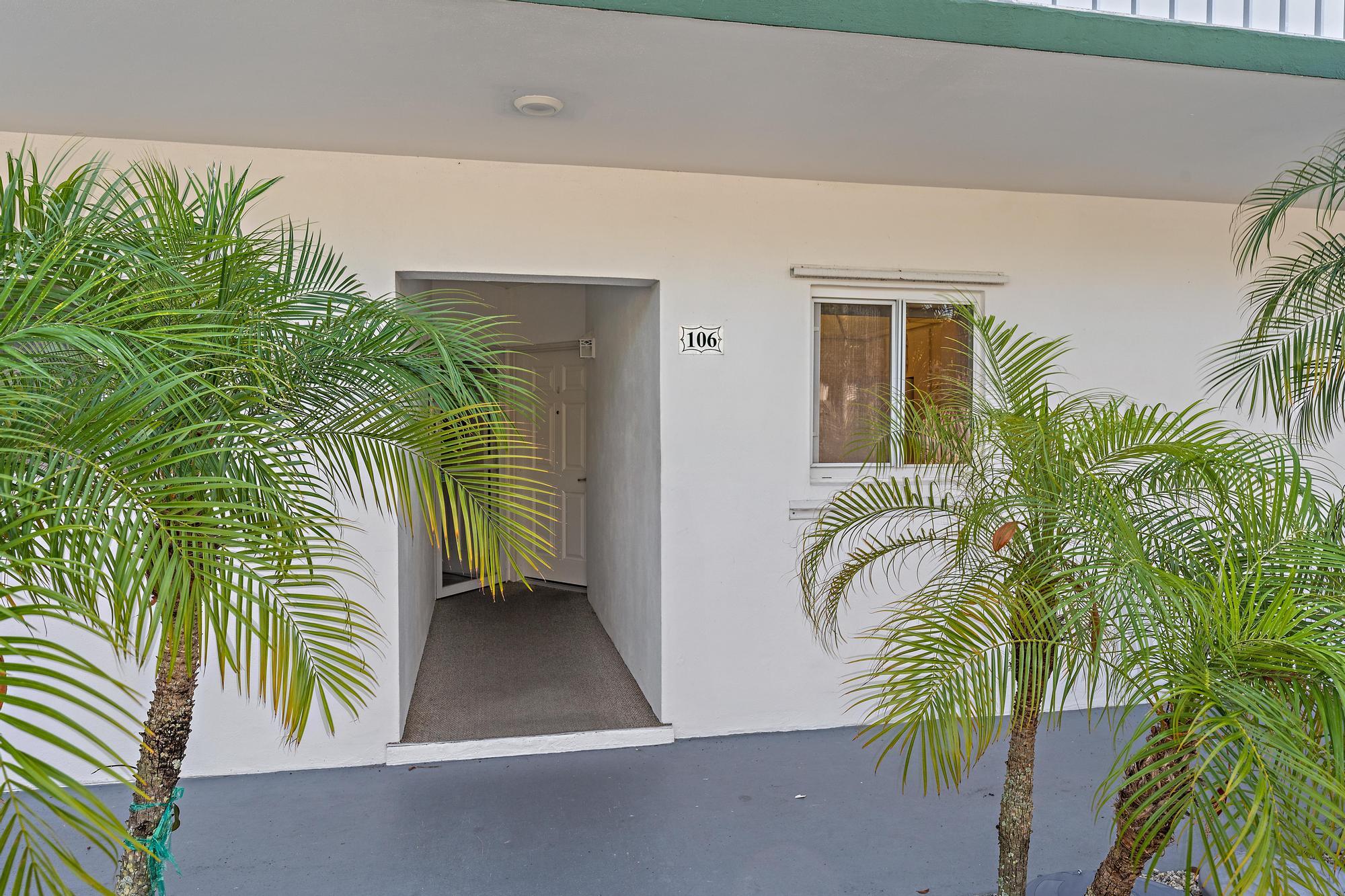 6 Garden Street 106p