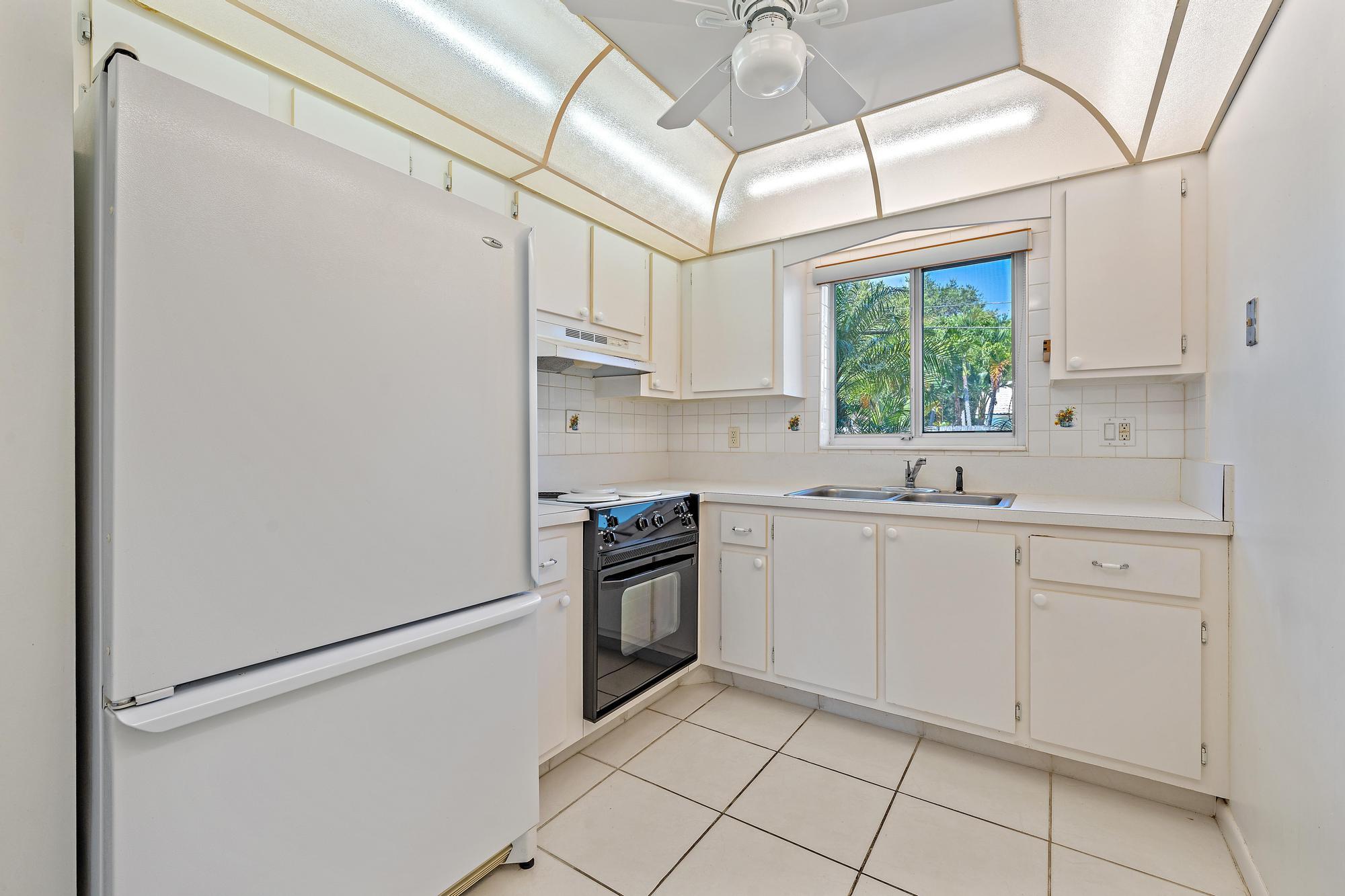 6 Garden Street 106p