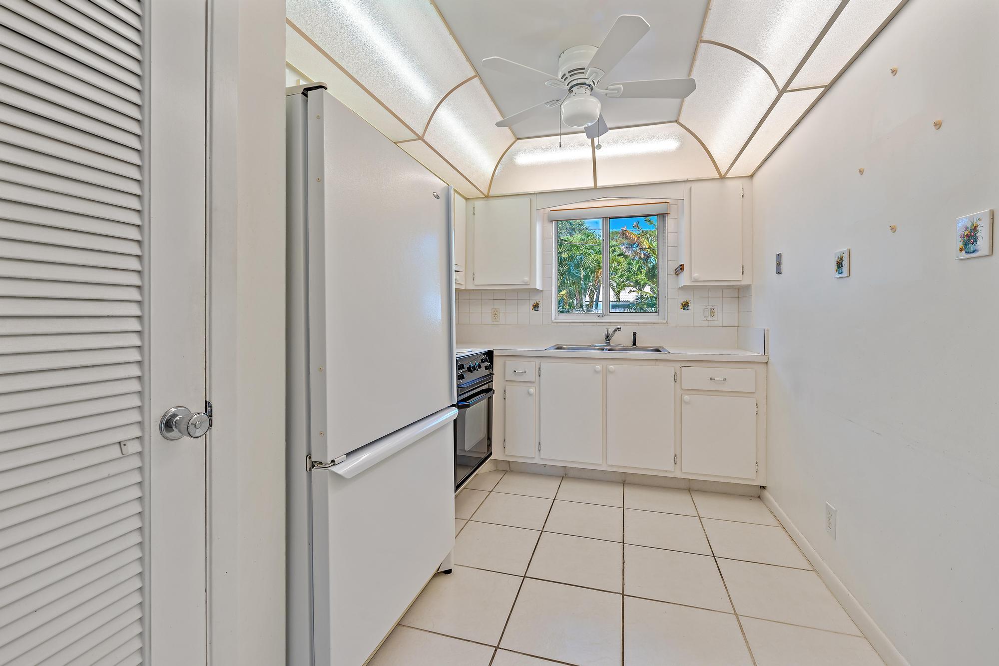 6 Garden Street 106p