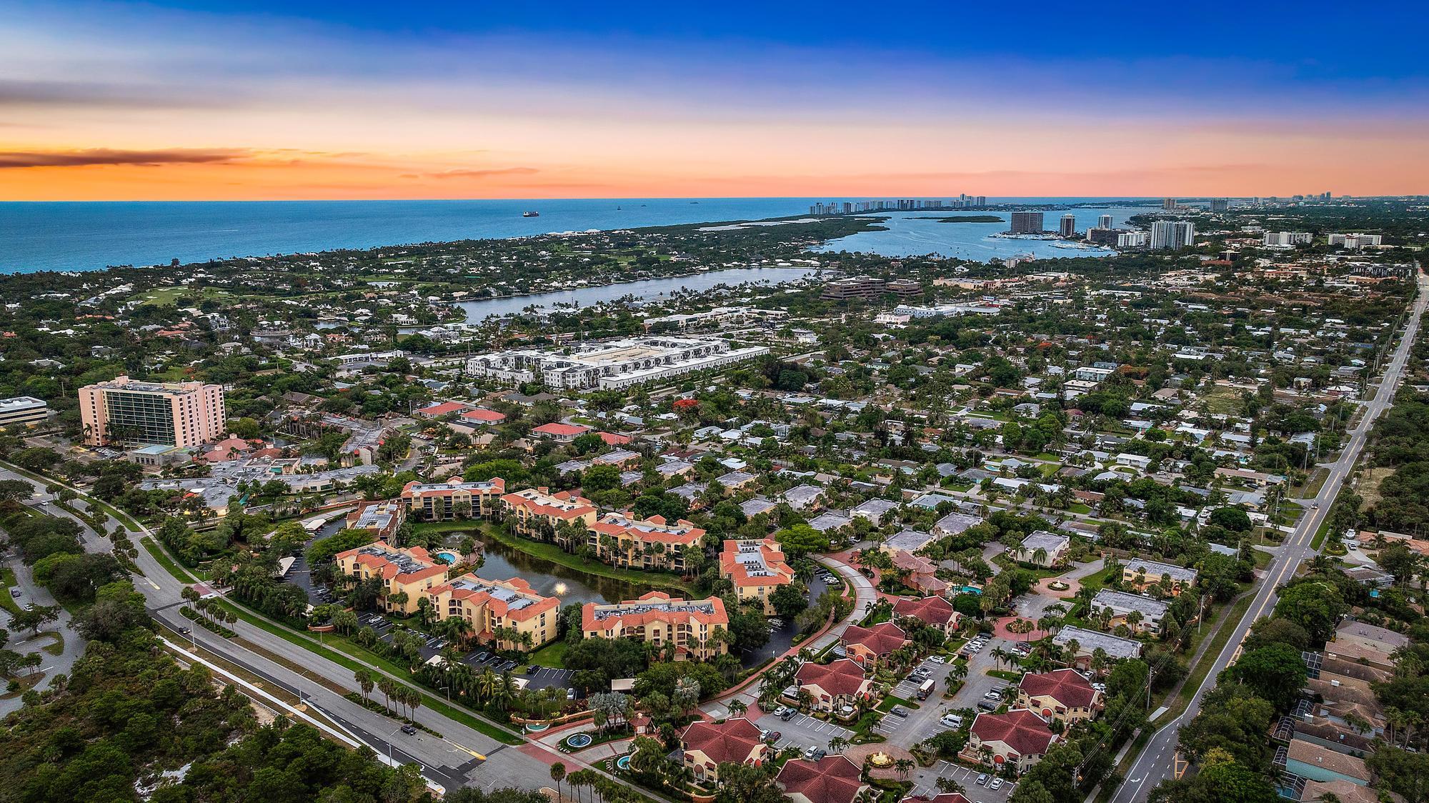 54 Uno Lago Drive
