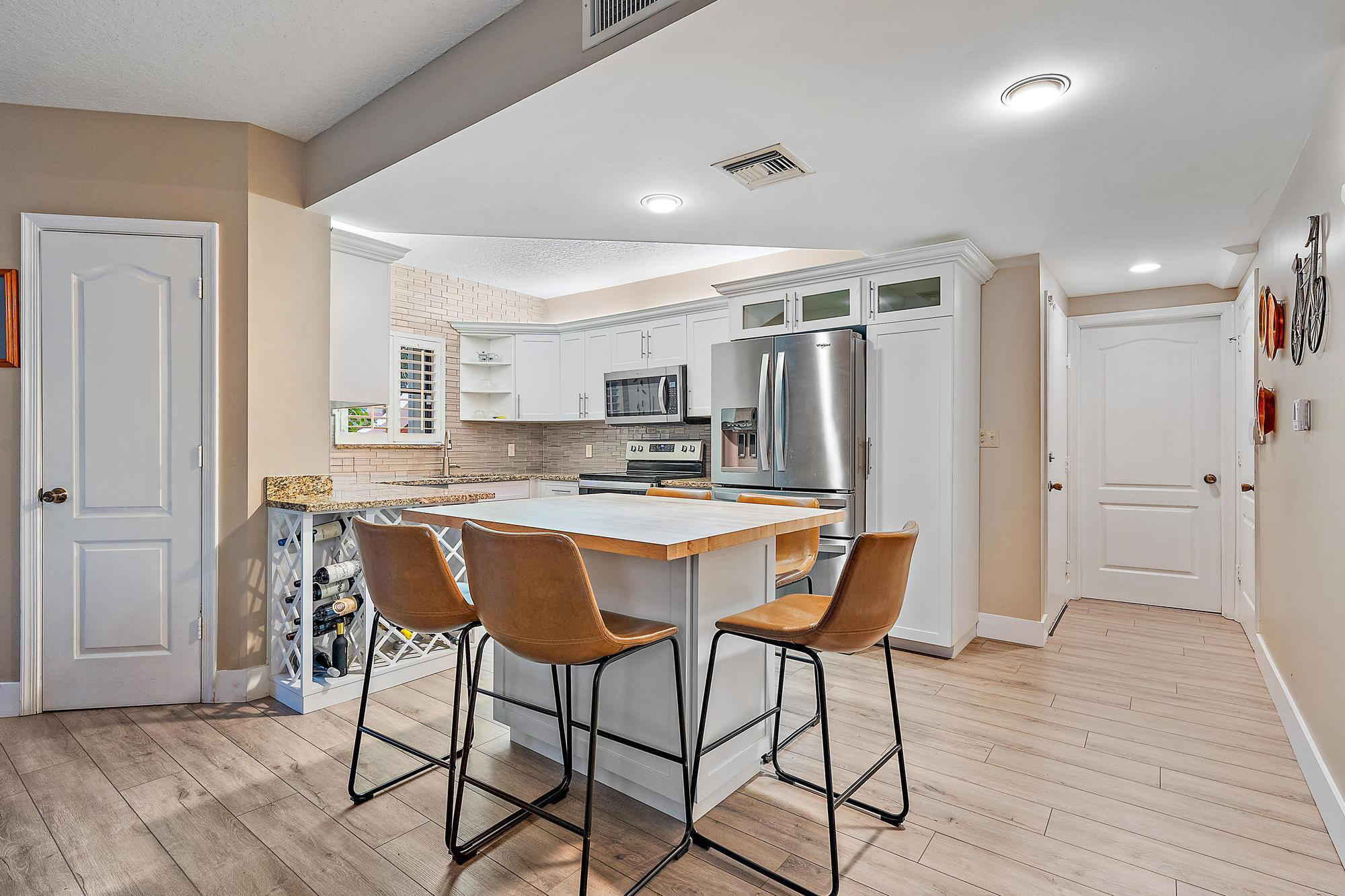 54 Uno Lago Drive