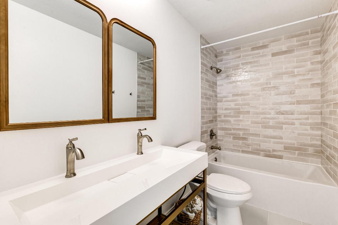 1163 NW 12th Terrace